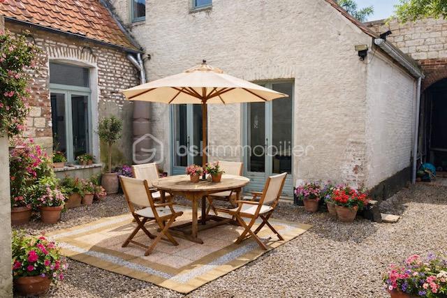 olivier terrasse parasol.jpg