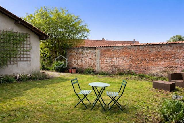 olivier jardin table et chaise.jpg