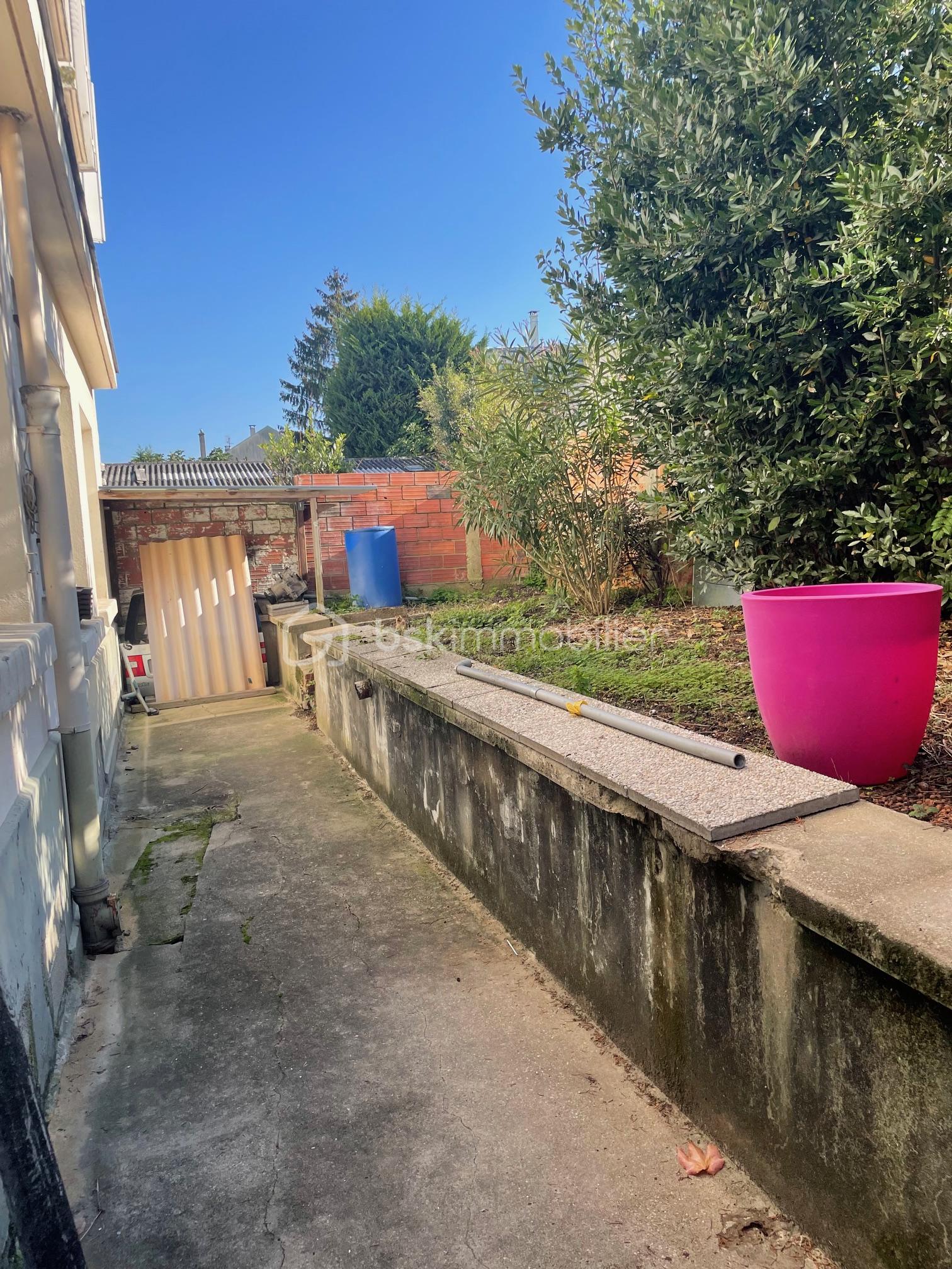 Local d activites de 120,10 m² - IMG_3985.jpg