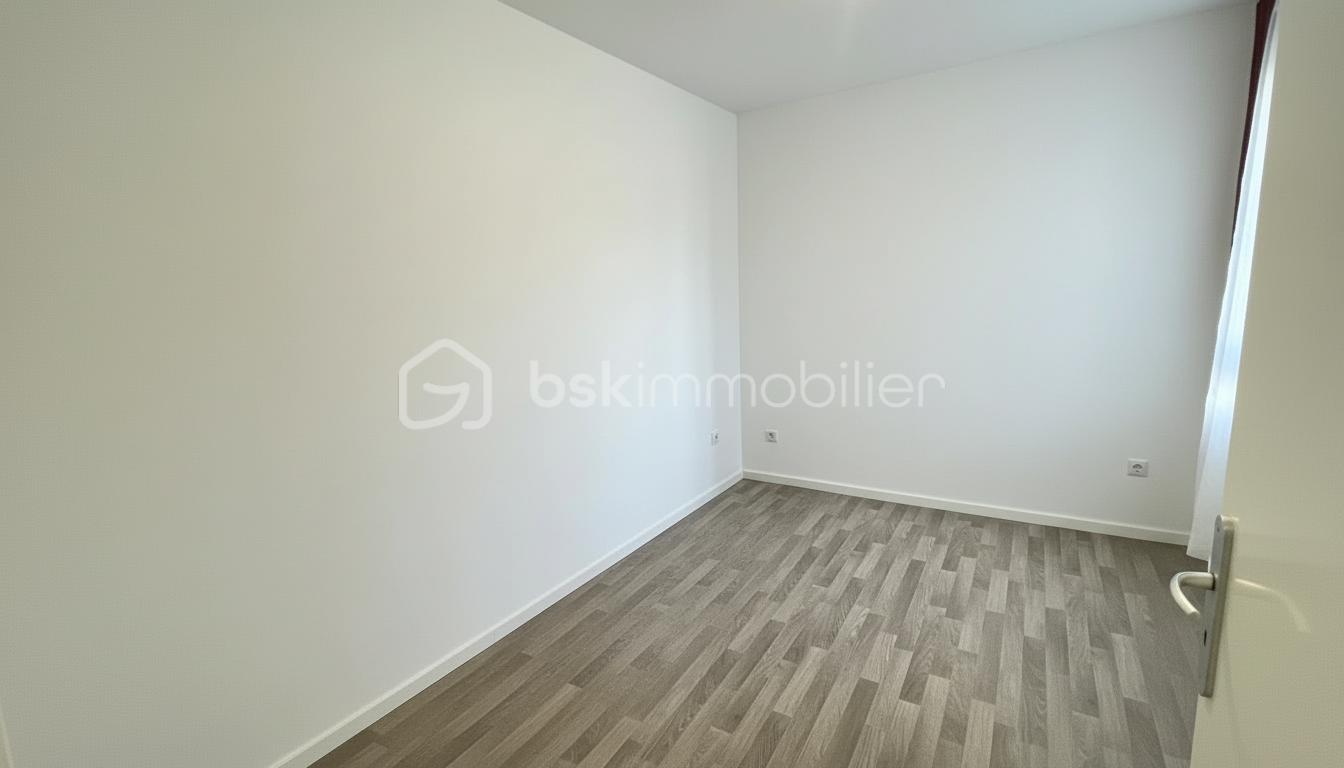 CHAMBRE 2 DRESSING.png