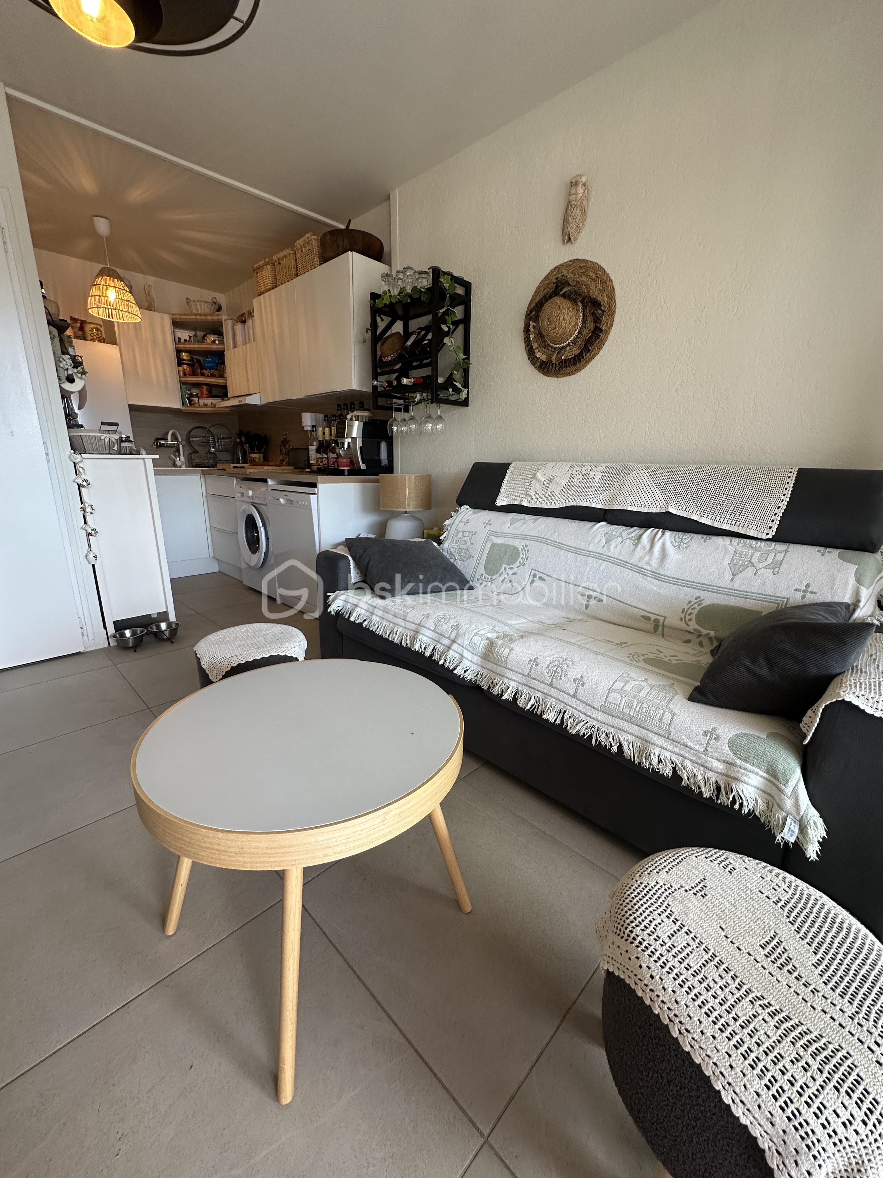Appartement de 23,68 m² - CFCDA995-D1C7-4799-A910-EEBC56115B1F.jpeg