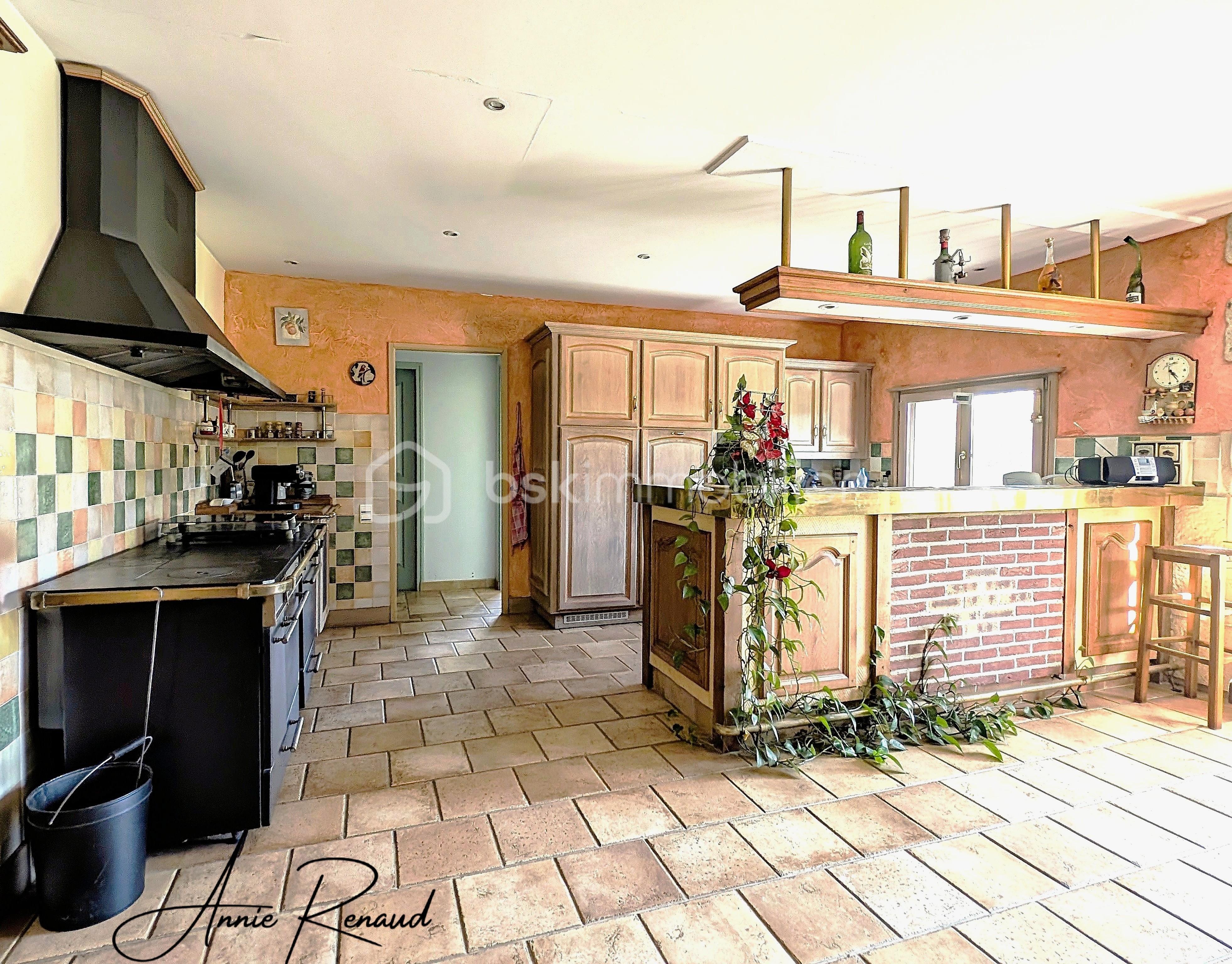 Demeure de 299 m² - 01_Cuisine_2.jpg