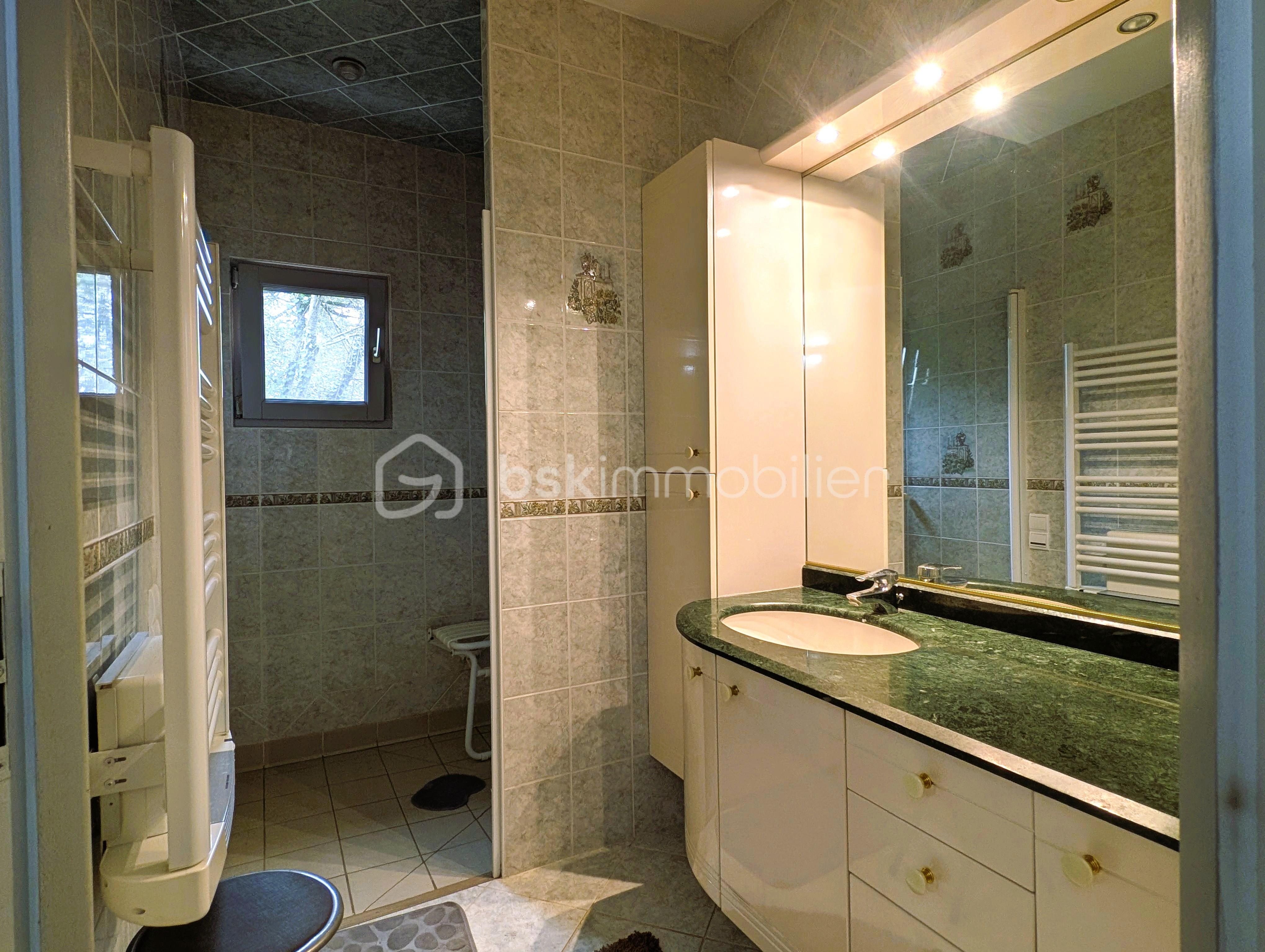 Demeure de 299 m² - 03_Salle d'eau.jpg