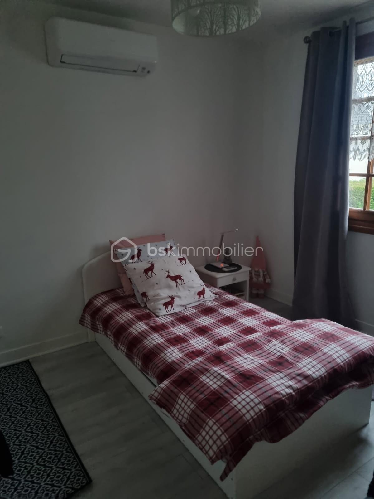 Maison traditionnelle de 110 m² - MONNIN 26.jpg