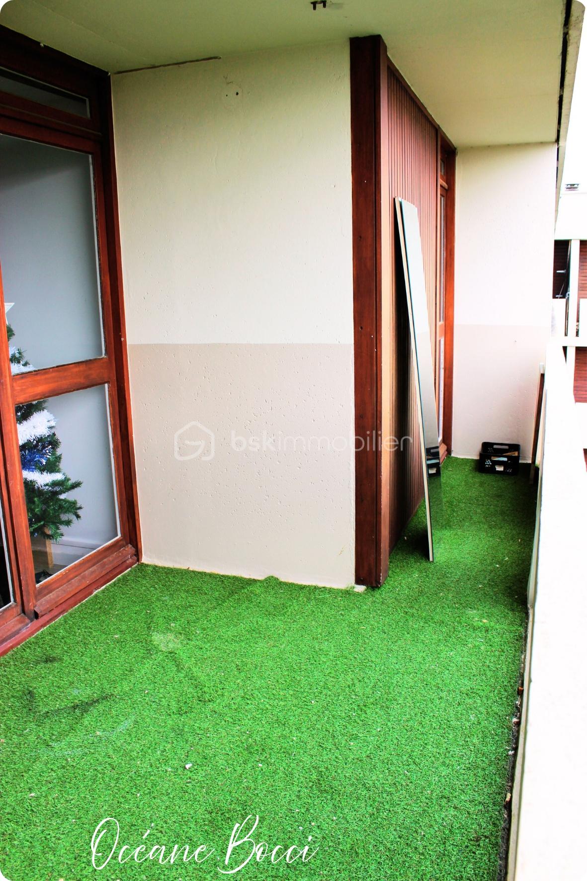 Appartement de 58,52 m² - New photo balcon.jpg