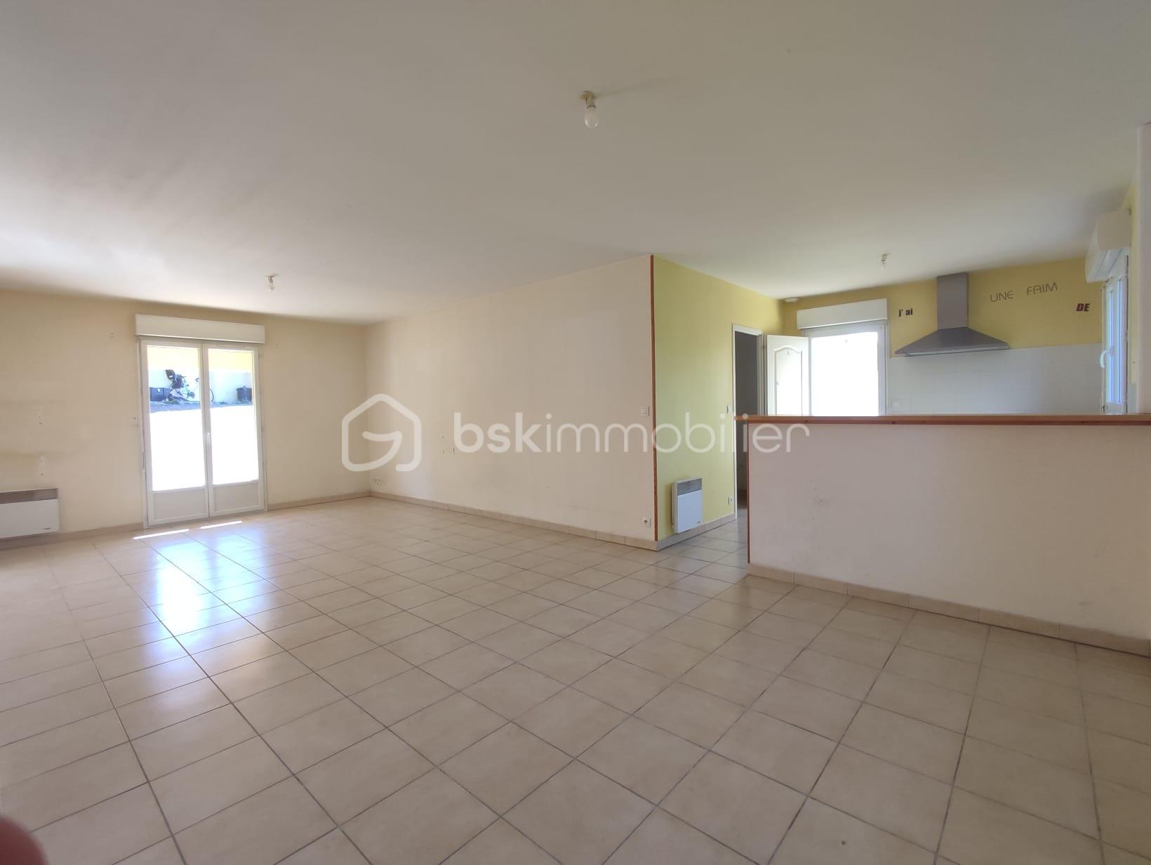 Maison traditionnelle de 87 m² - IMG-20250711-WA0034.jpg