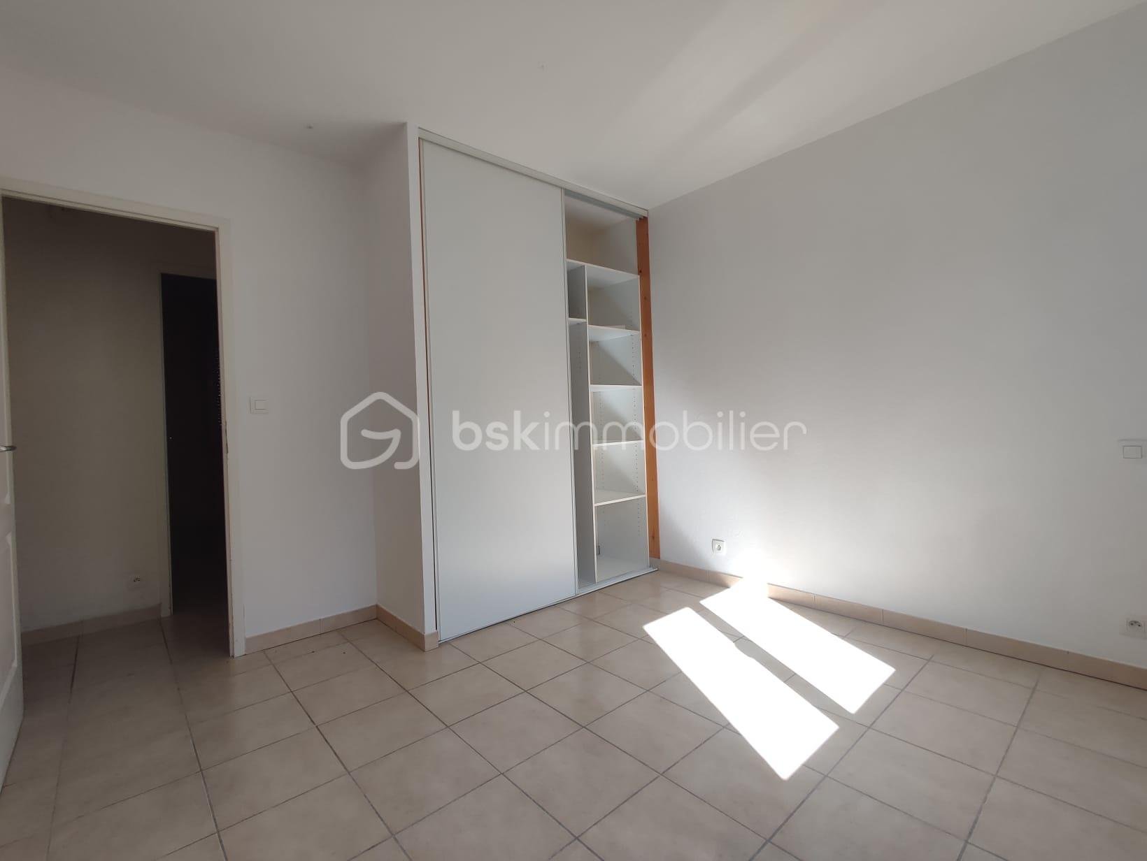 Maison traditionnelle de 87 m² - IMG-20250711-WA0020.jpg