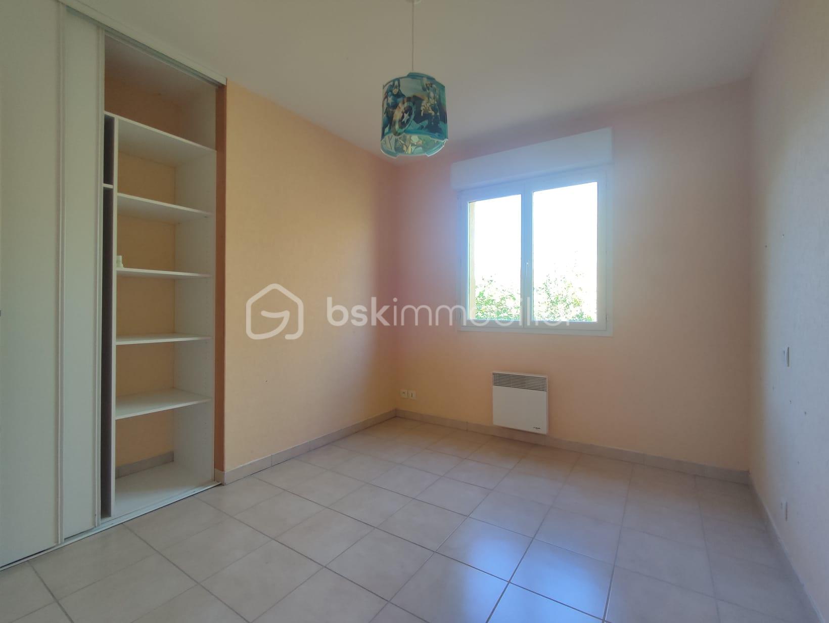 Maison traditionnelle de 87 m² - IMG-20250711-WA0017.jpg