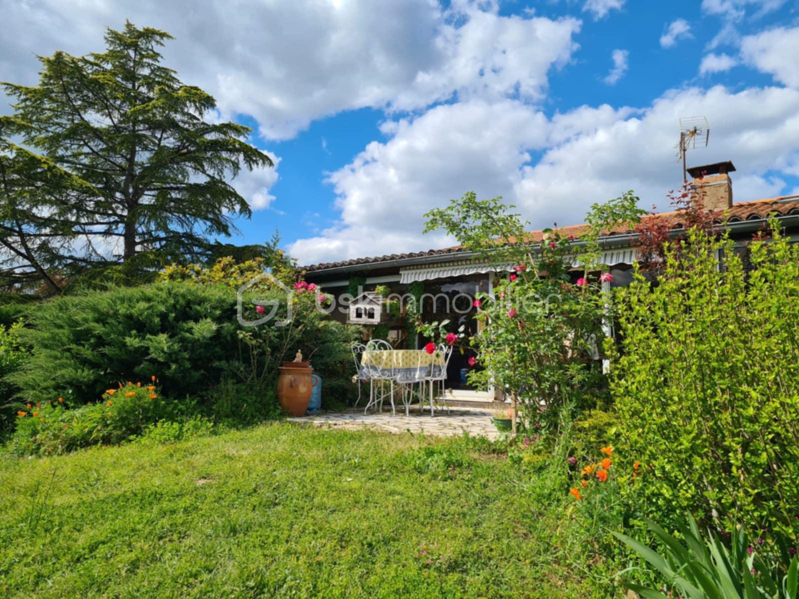 Maison contemporaine de 146 m² - 8e0c6dbc-1160-42a0-9b66-9d4fb69a9fe1.jpg