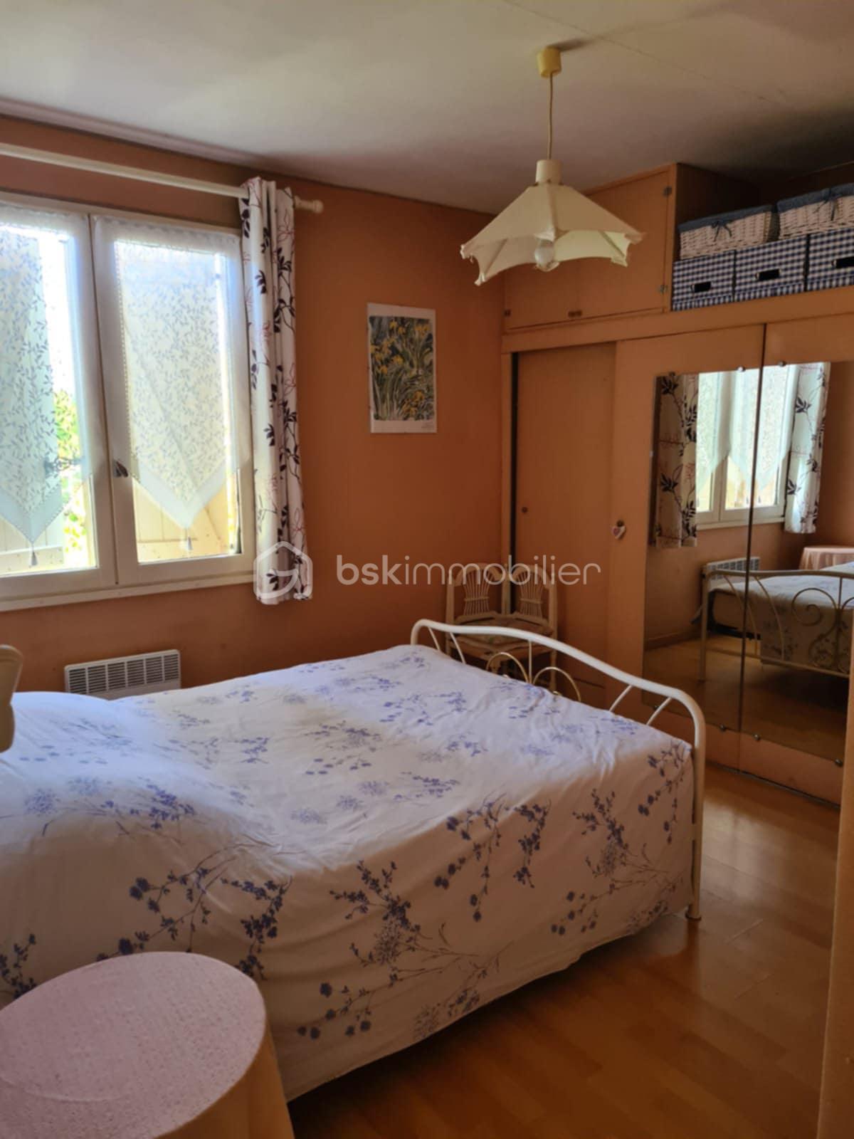 Maison contemporaine de 146 m² - c9f21f90-dc9e-4f6a-af27-a78534e749d5.jpg