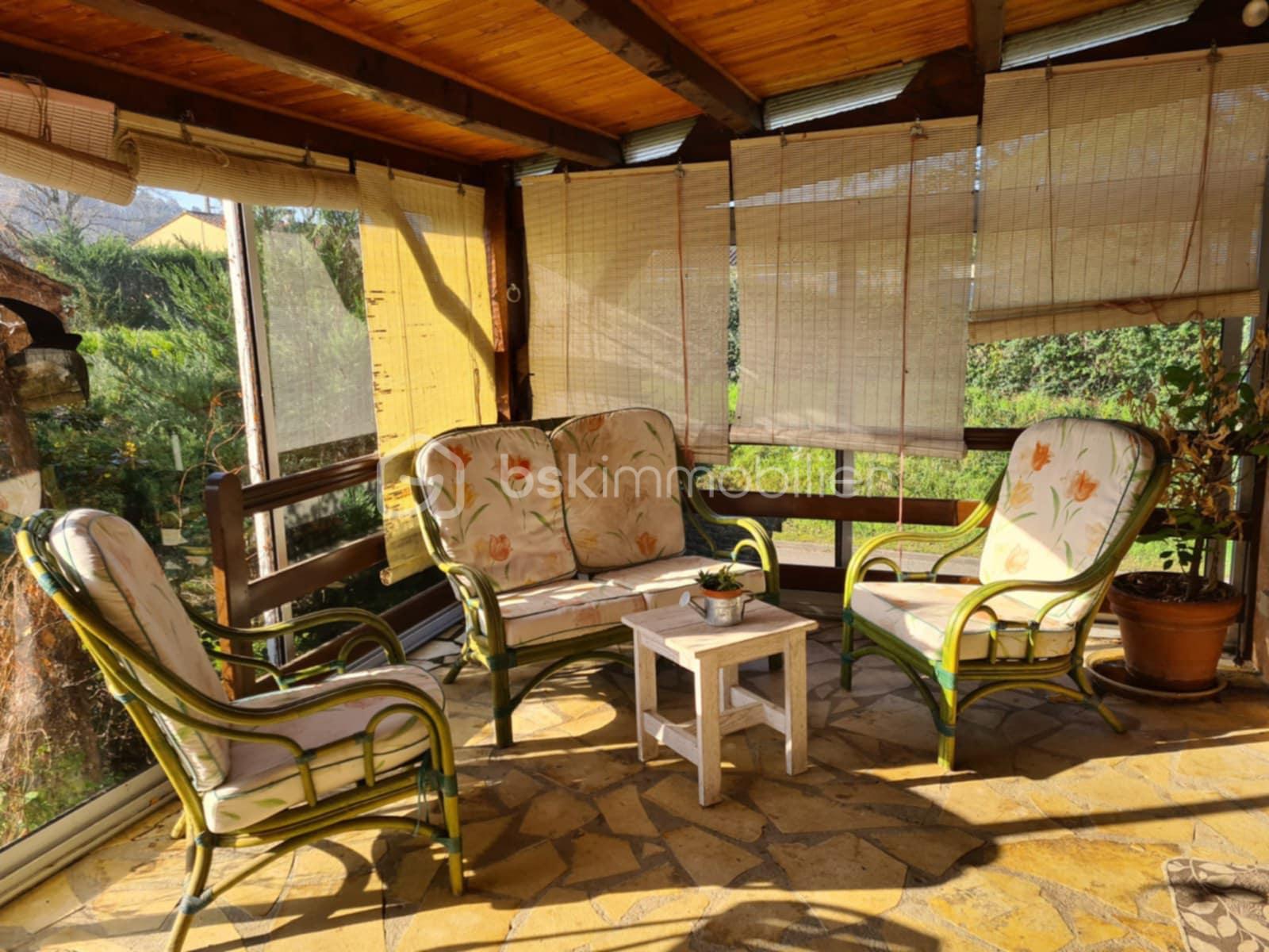 Maison contemporaine de 146 m² - 040c6f74-efda-40d9-9c50-5707f04df3c4.jpg