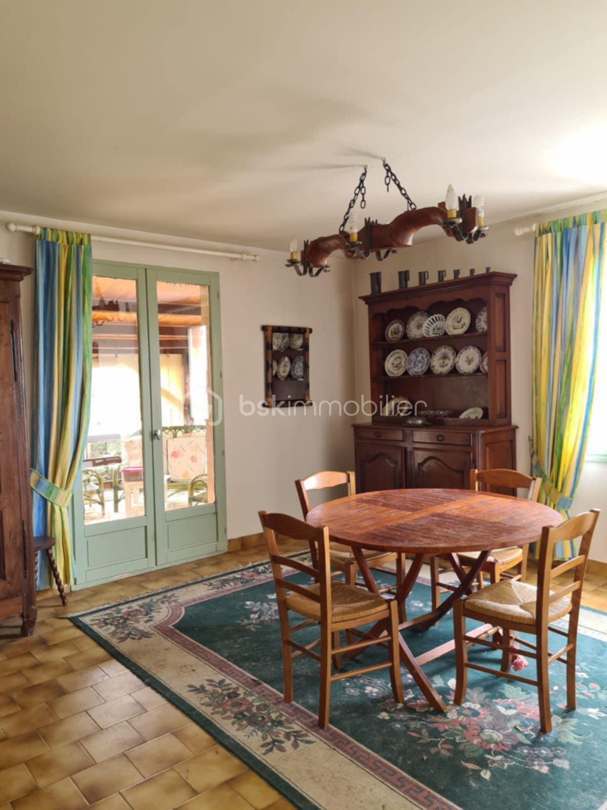 Maison contemporaine de 146 m² - 33e96f0f-f8e7-46ed-ade2-3987aef4d8b2.jpg
