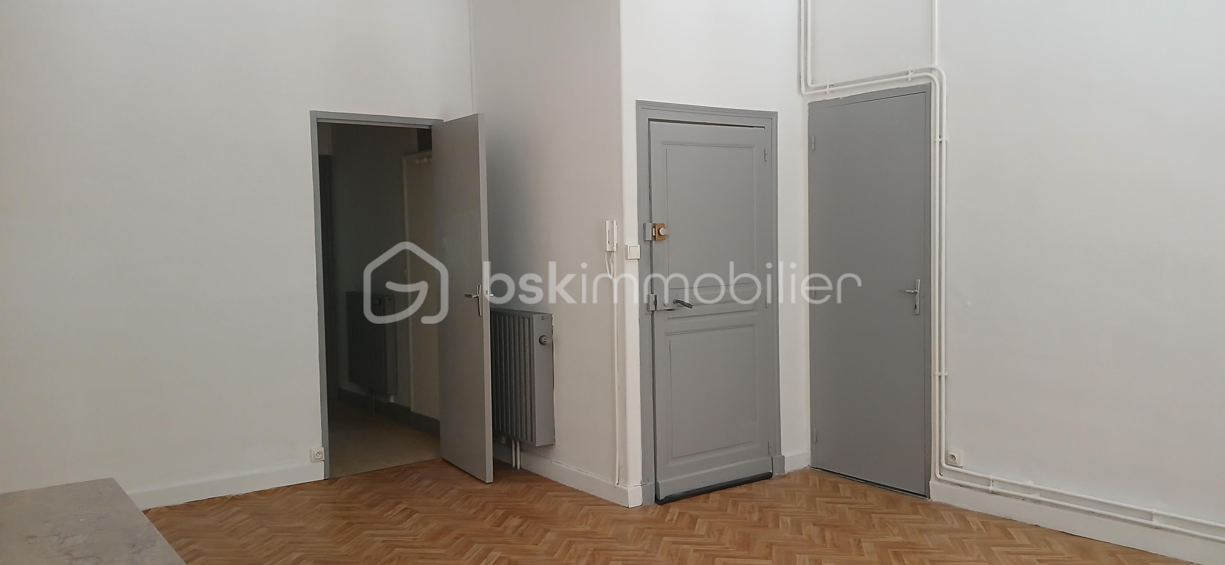 Immeuble mixte de 229 m² - 20250704_161040.jpg