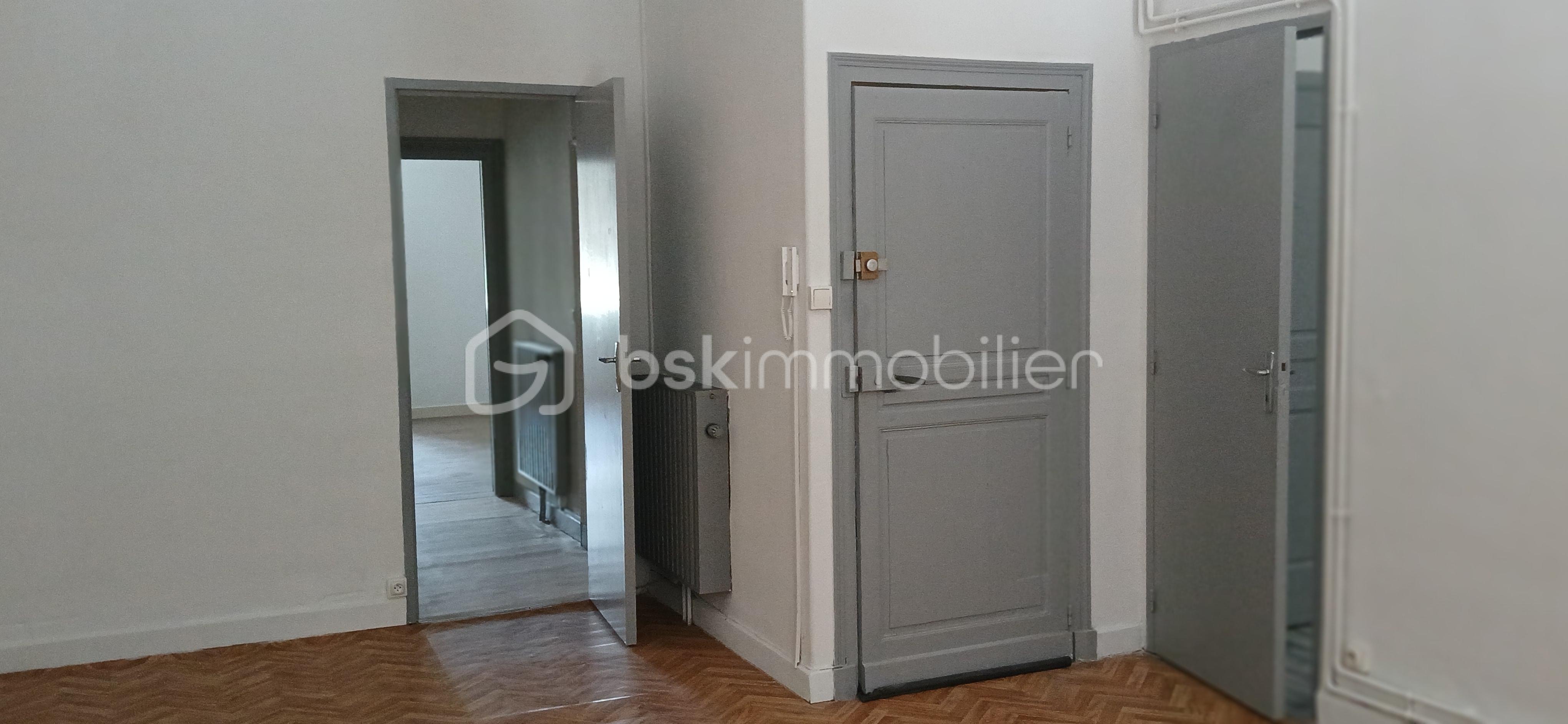 Immeuble mixte de 229 m² - 20250704_161800.jpg