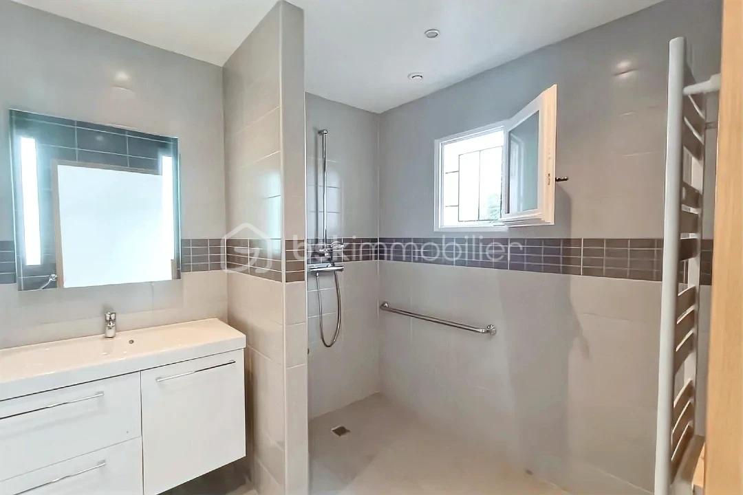 Maison de 140 m² - hoqi-adf392367e614a5bbae2f910c32e7b5d.jpg