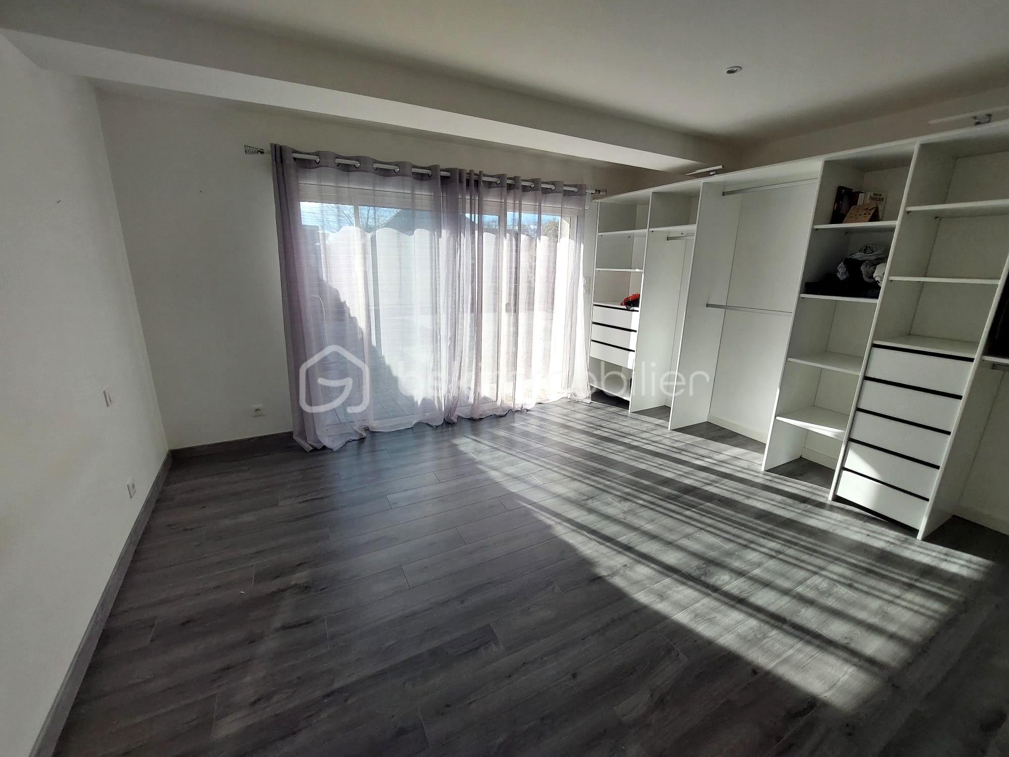 Maison traditionnelle de 140 m² - chambre.jpeg