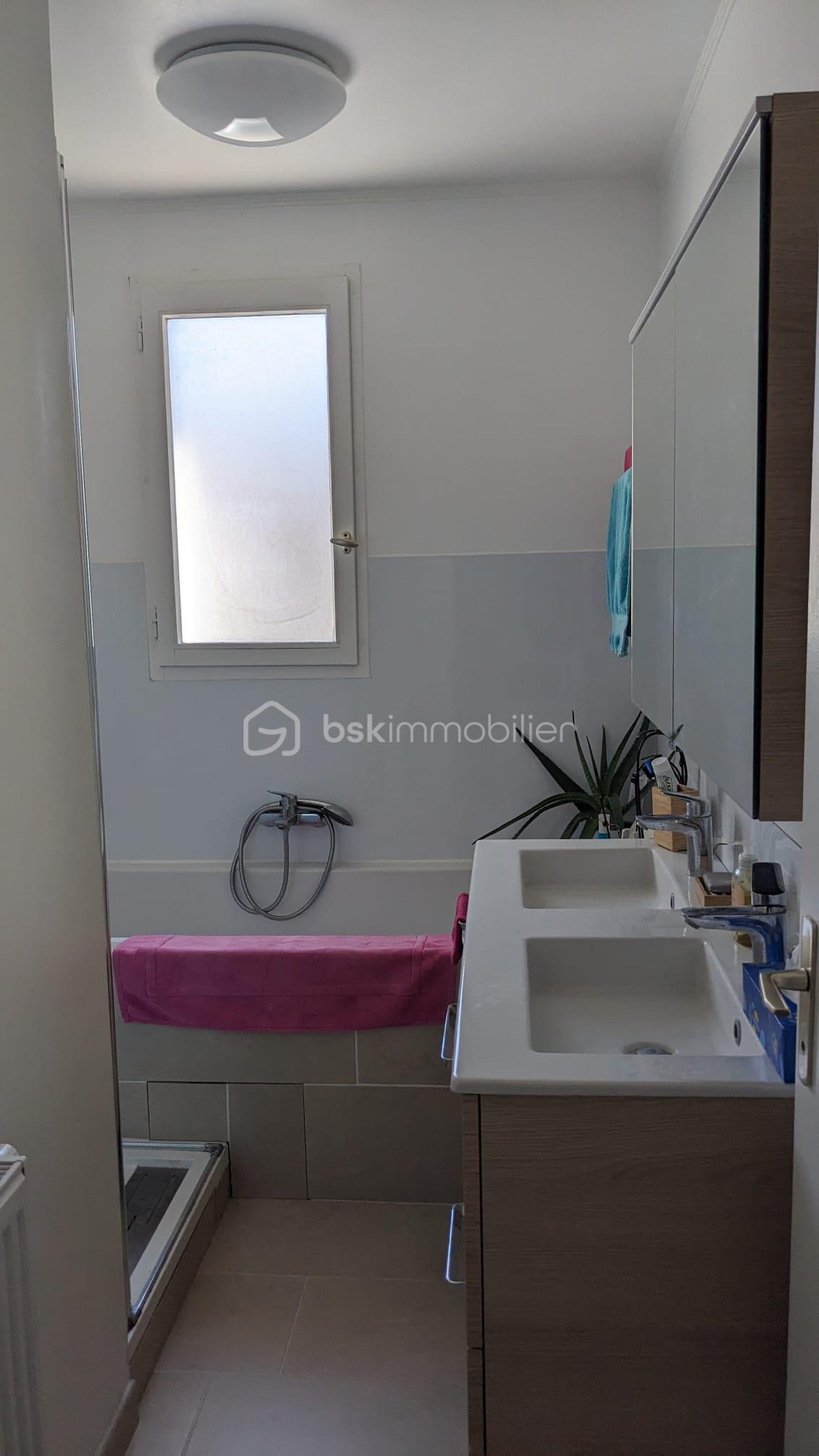 Maison de 90 m² - Sdb.jpg