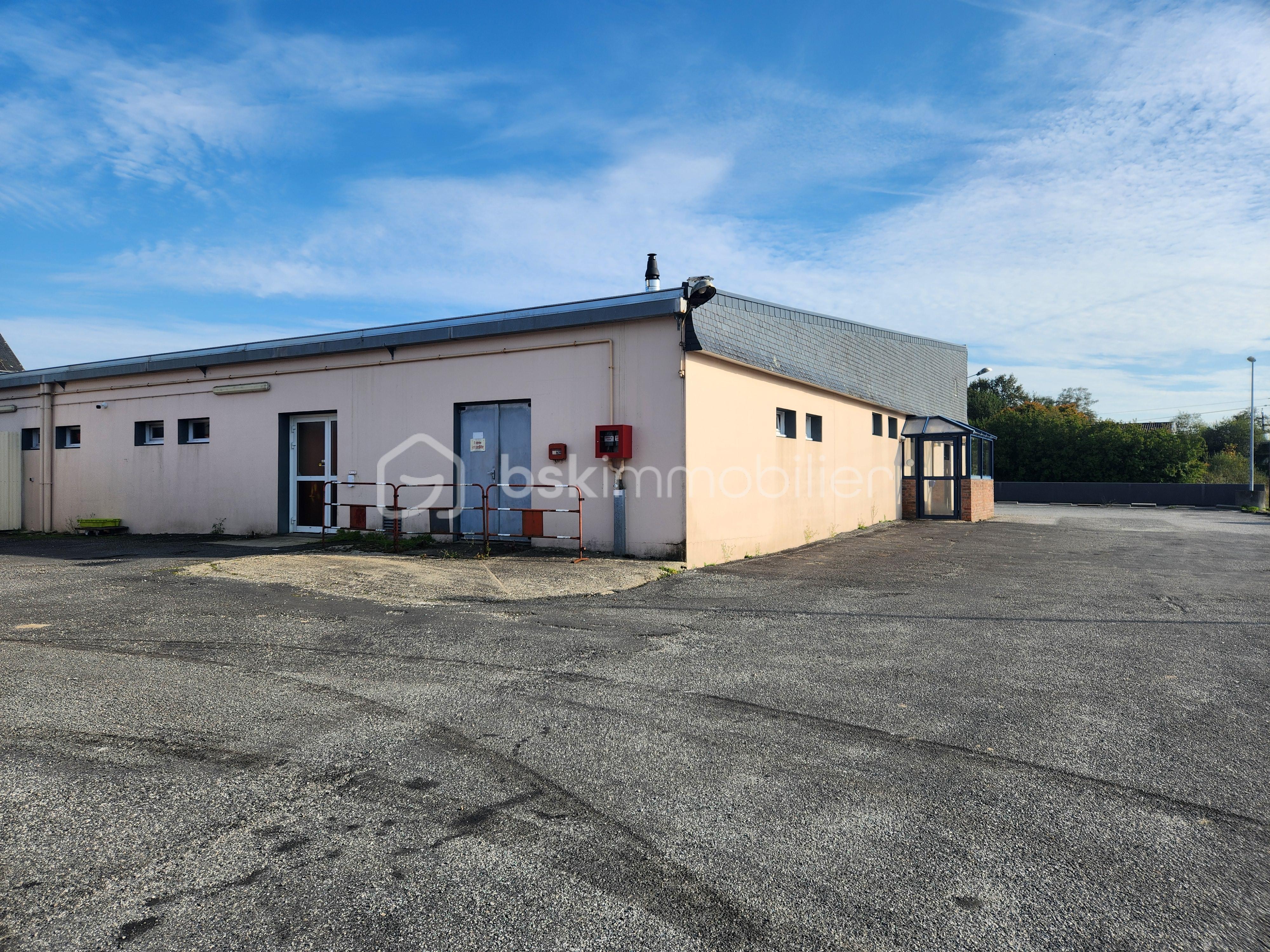 Local commercial de 1 200 m² - 20251001_172122.jpg