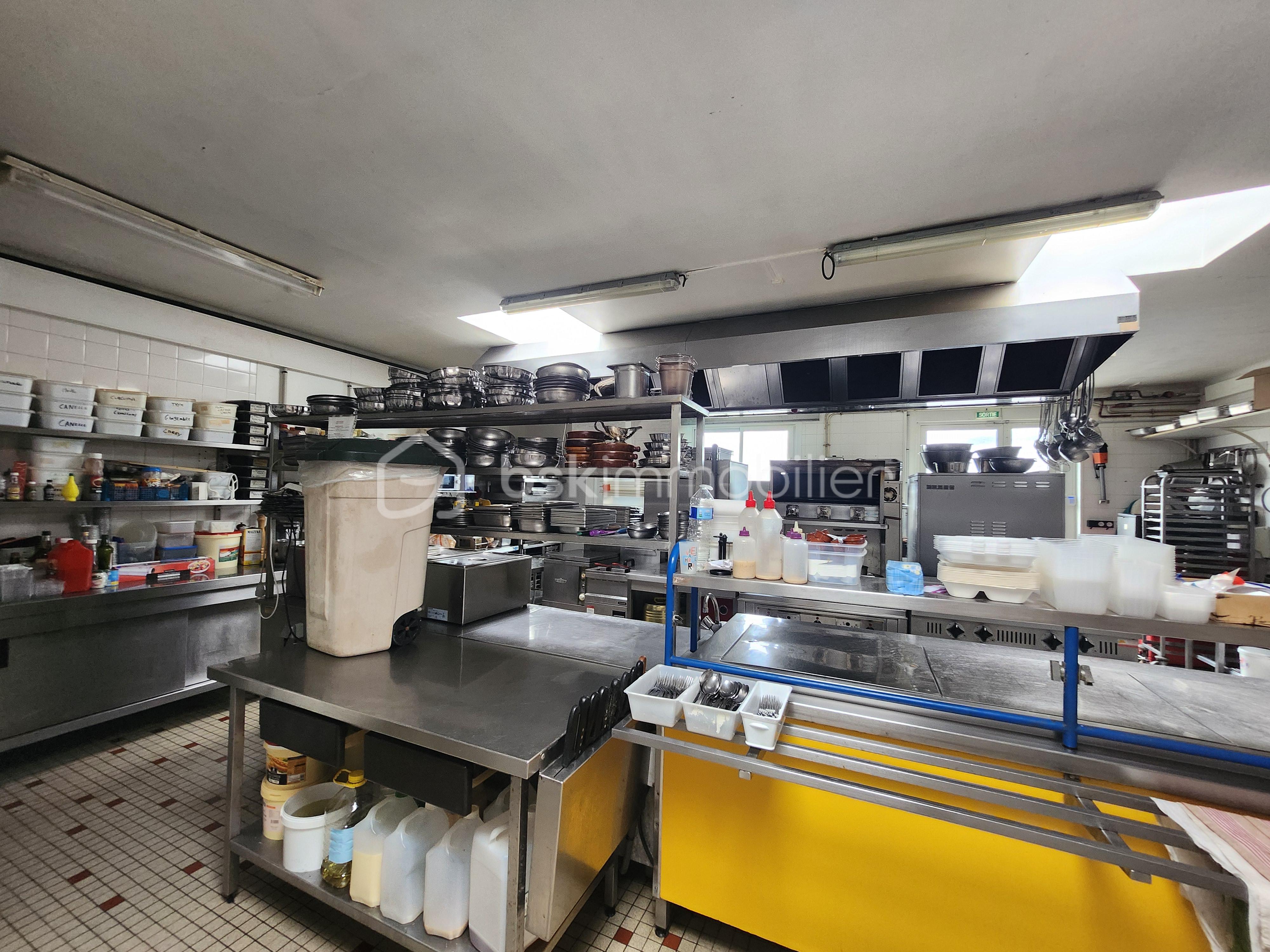 Local commercial de 1 200 m² - 20250916_160232.jpg