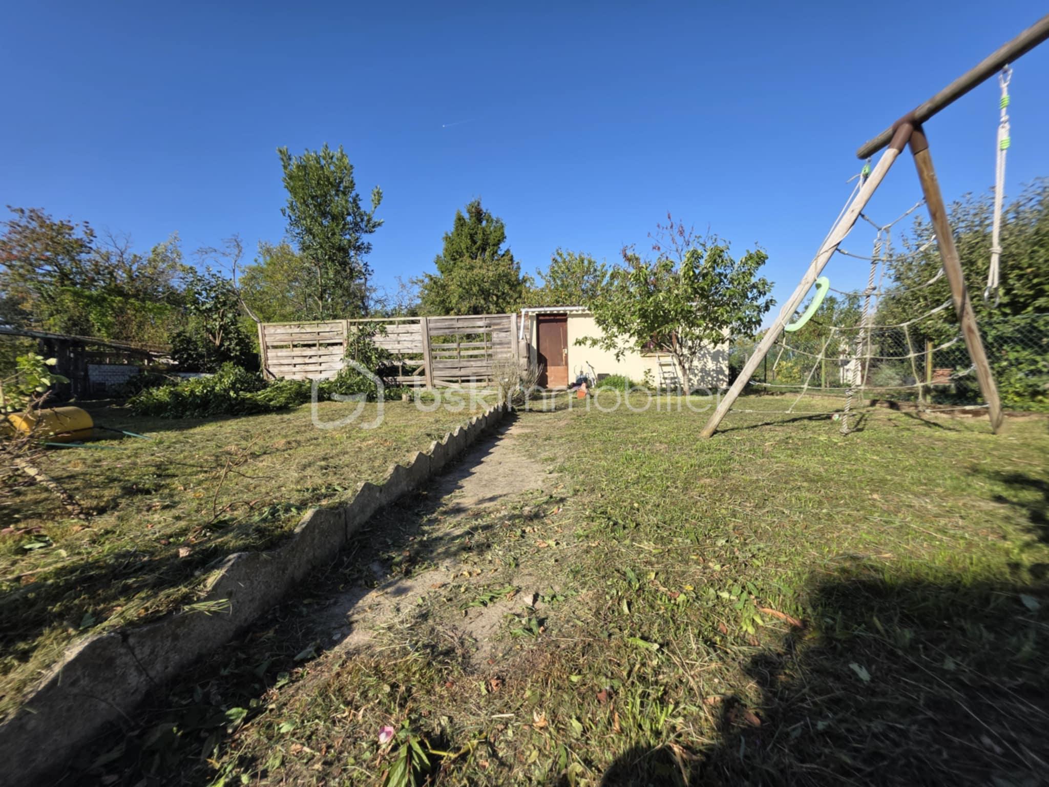 Pavillon de 80 m² - 53b4e38c-0c8b-42bf-a749-fc6781ceb116.jpeg
