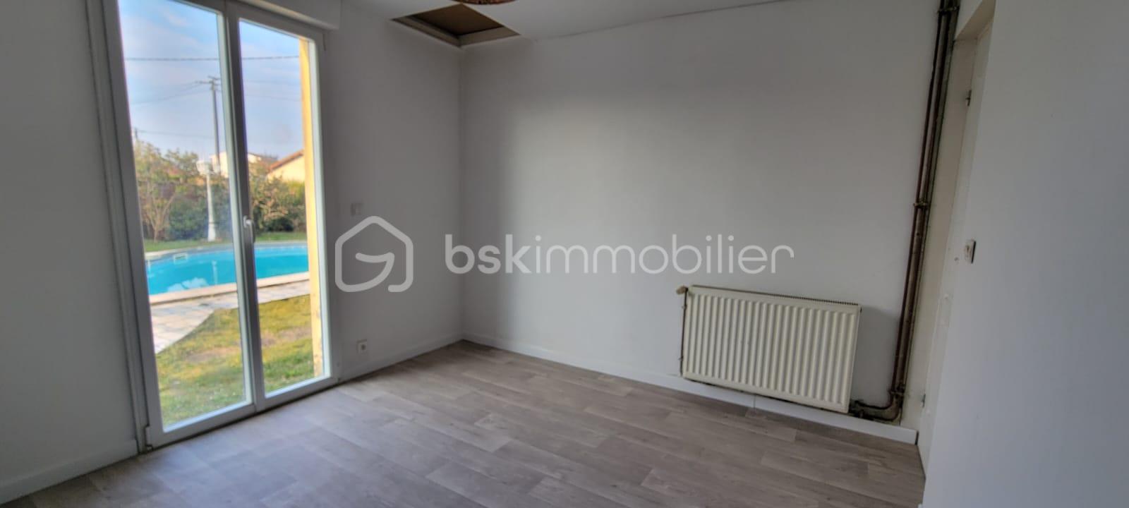 Maison de 100 m² - Chambre 2.jpg