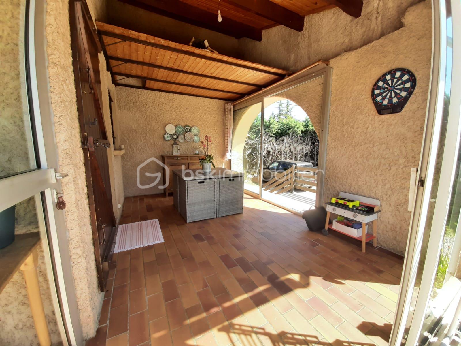 Maison traditionnelle de 75 m² - IMG-20250430-WA0022.jpg