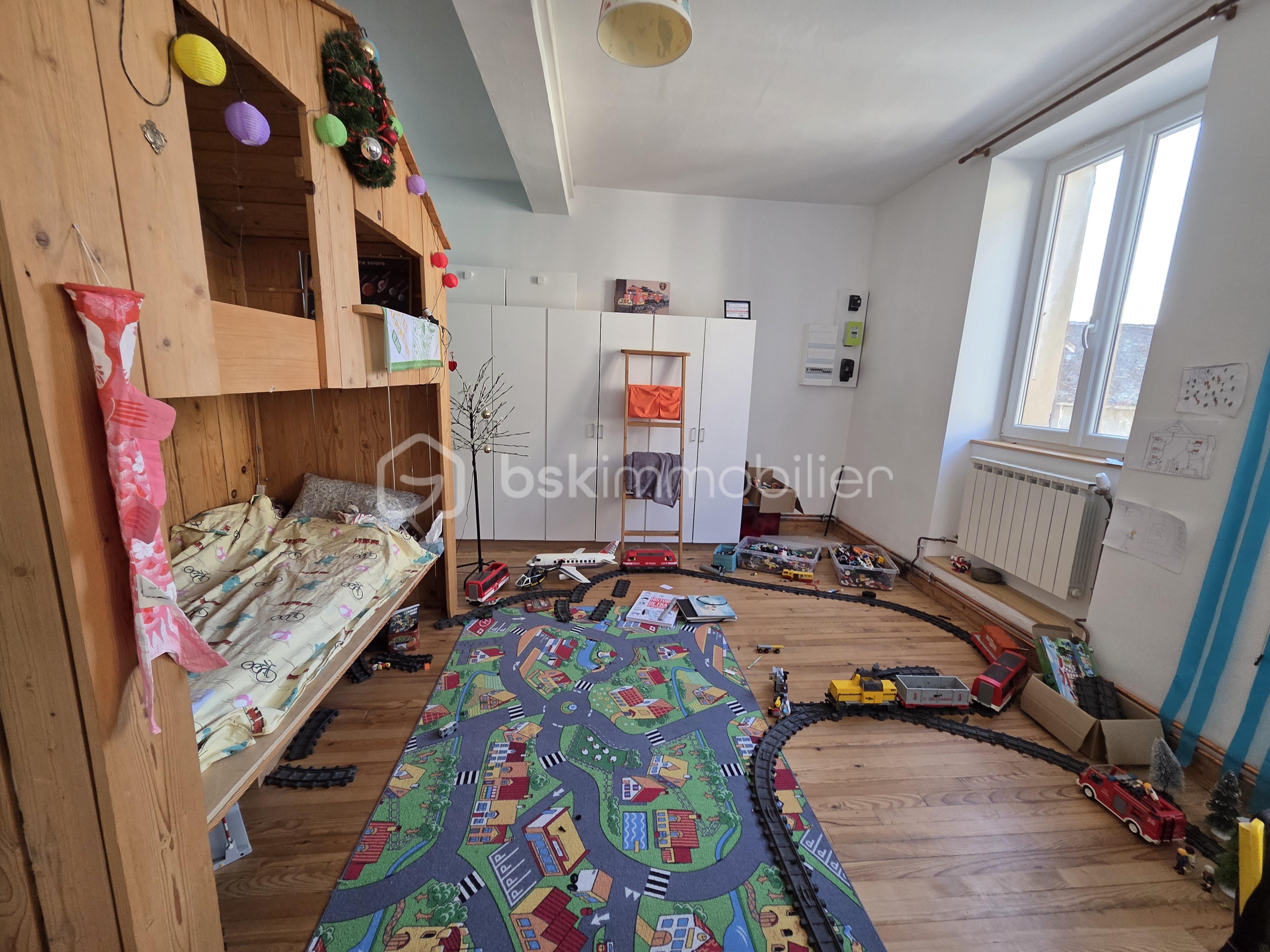 Maison de 98 m² - 20251128_104821.jpg