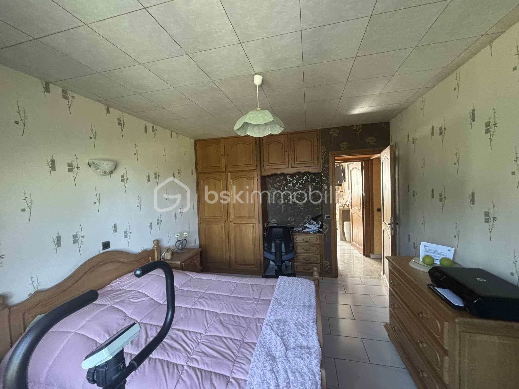 Villa de 190 m² - Chambre 2 bas.jpeg