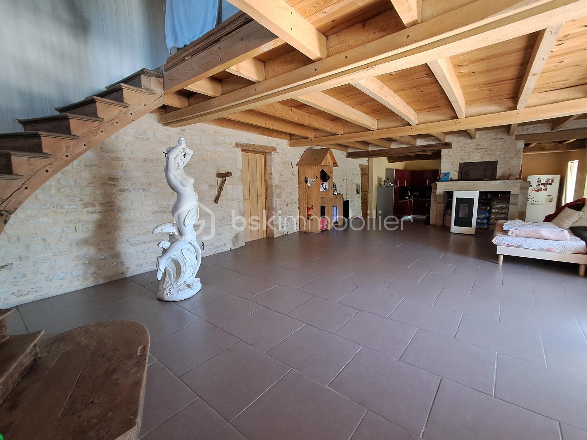 Maison charentaise de 150 m² - 529845134_122139279446696471_3324406824161101298_n.jpg