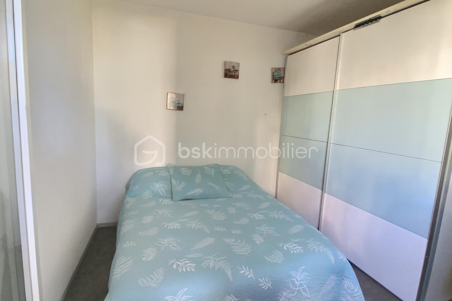 Appartement de 50 m² - ChatGPT Image Nov 23, 2025, 10_10_26 AM.png
