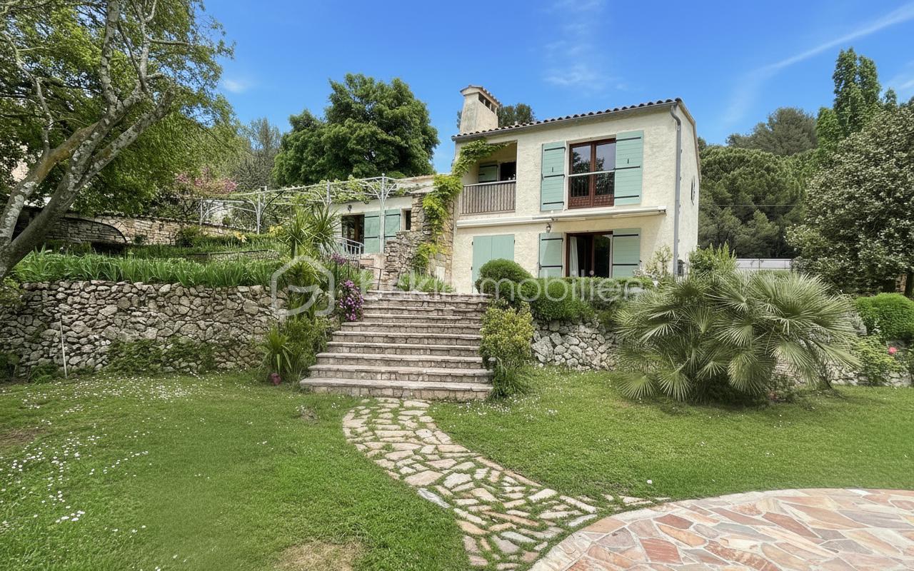 Demeure de 246,49 m² - generated_2025-10-31T14_47_14.889.jpeg