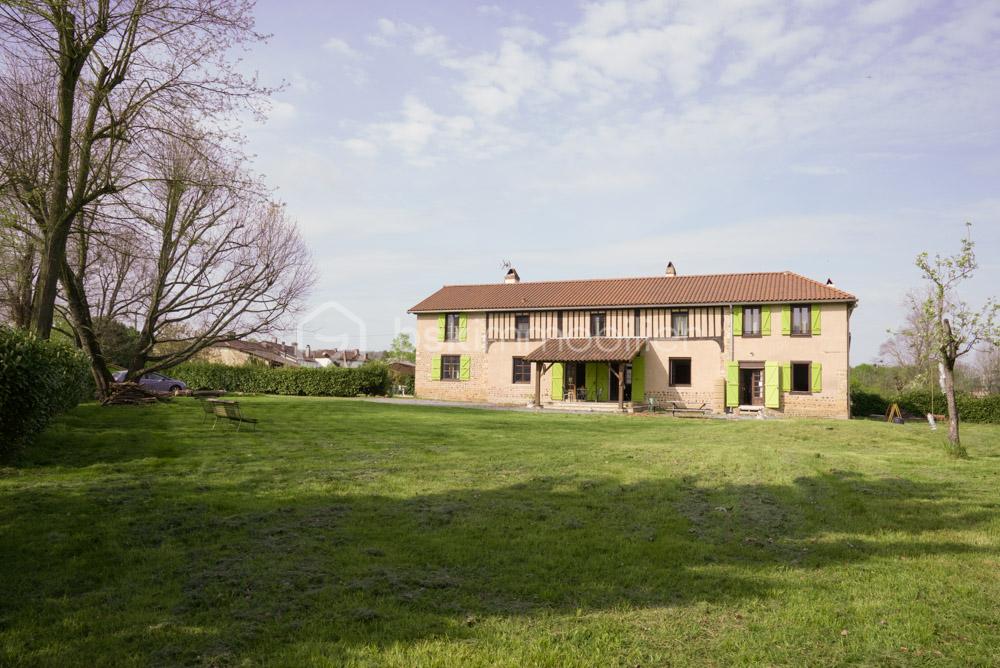 Corps de ferme de 300 m² - Façade EST parc 3 DSC00055.jpg