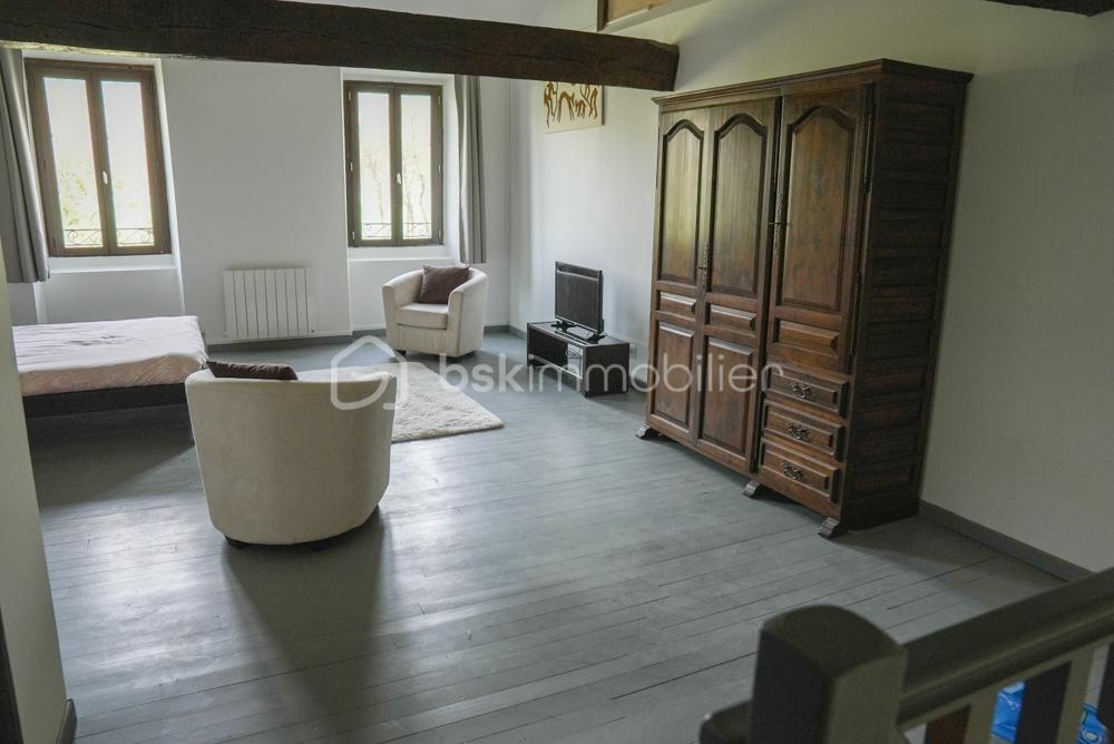 Corps de ferme de 300 m² - Chambre 1 DSC00119.jpg