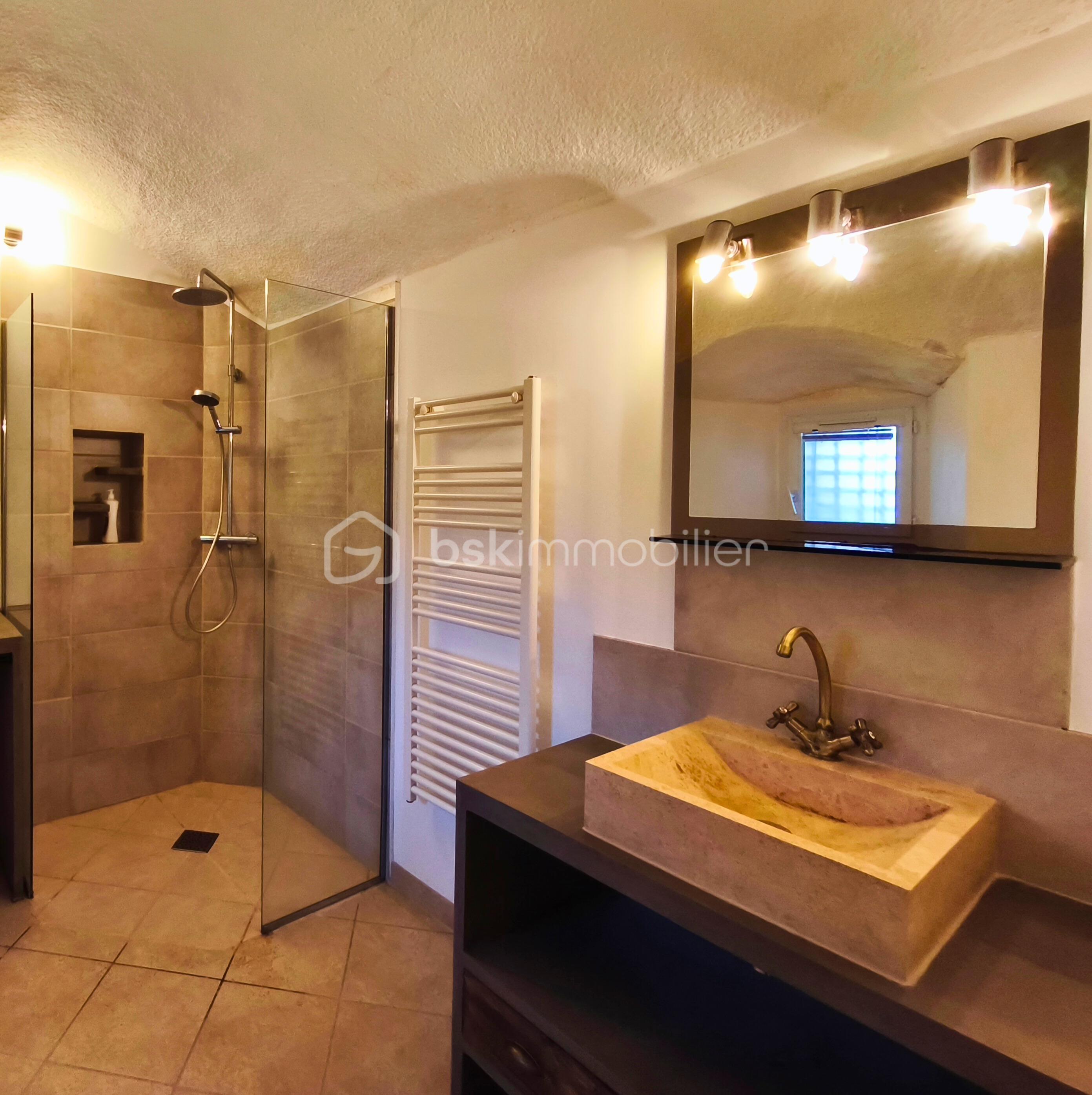 Appartement de 61,84 m² - 6ac92d2b-b69d-4142-96d9-bcd2a0395570.jpg