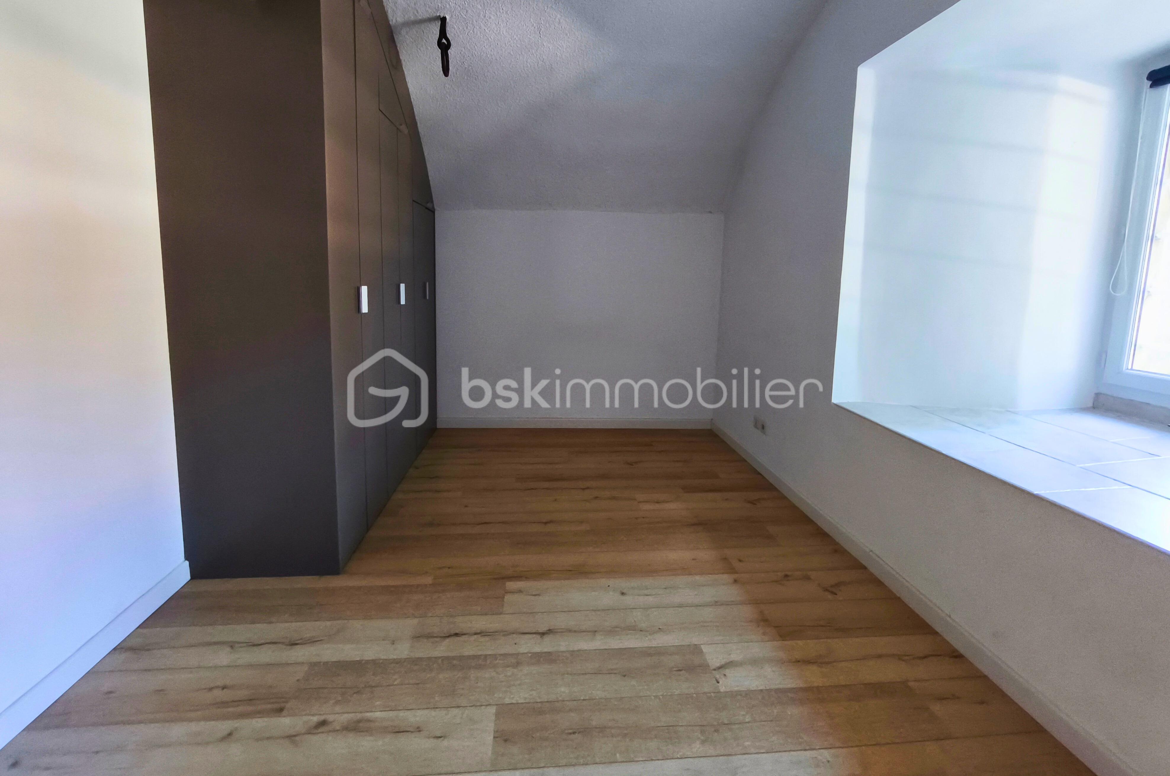 Appartement de 61,84 m² - 8ee78f98-9494-4b75-8429-0d6de1e4b907.jpg