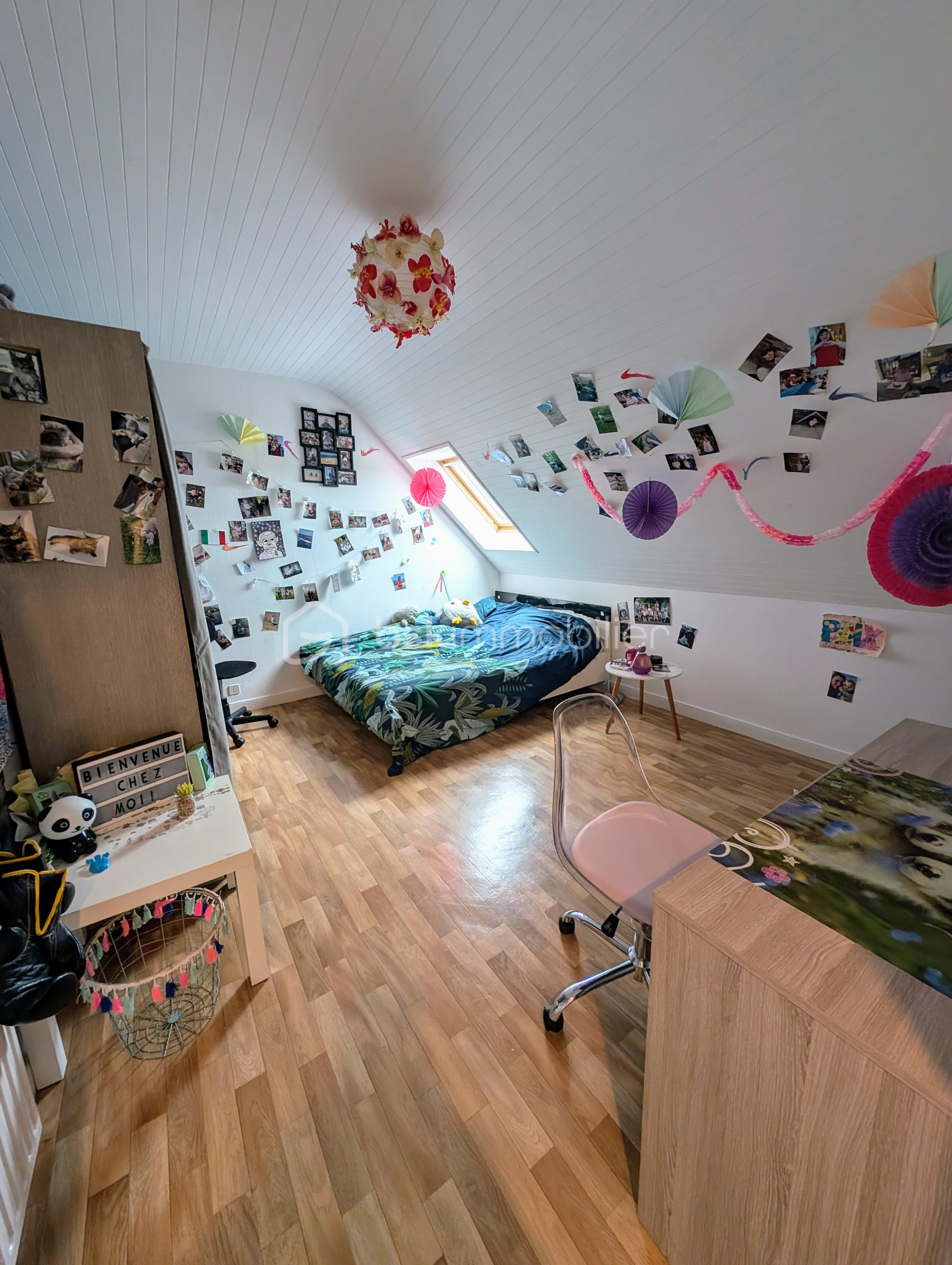 Maison de 188 m² - XlQyGLpsV9Ib7E43Ibiha1loKFOIXOx3NaWFtpK8.jpg