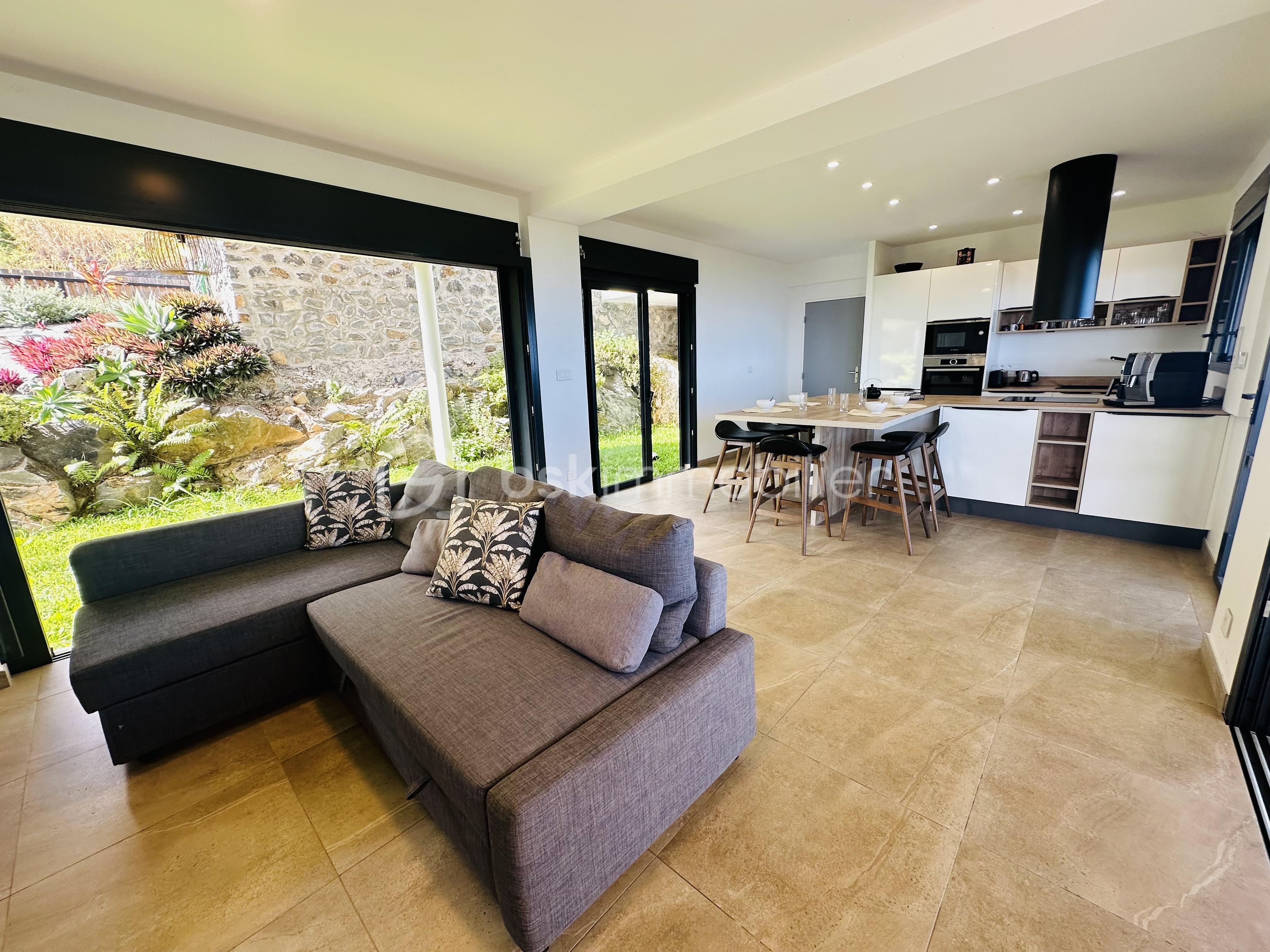 Maison de 139 m² - 42- OK SALON & PATIO.jpg