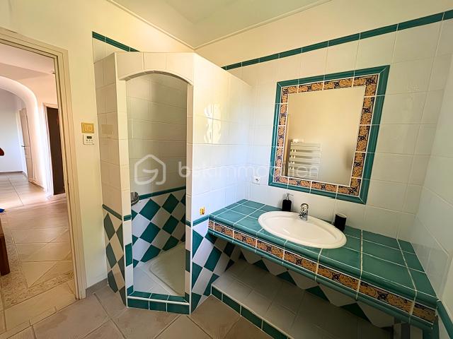 salle-eau-etage.png