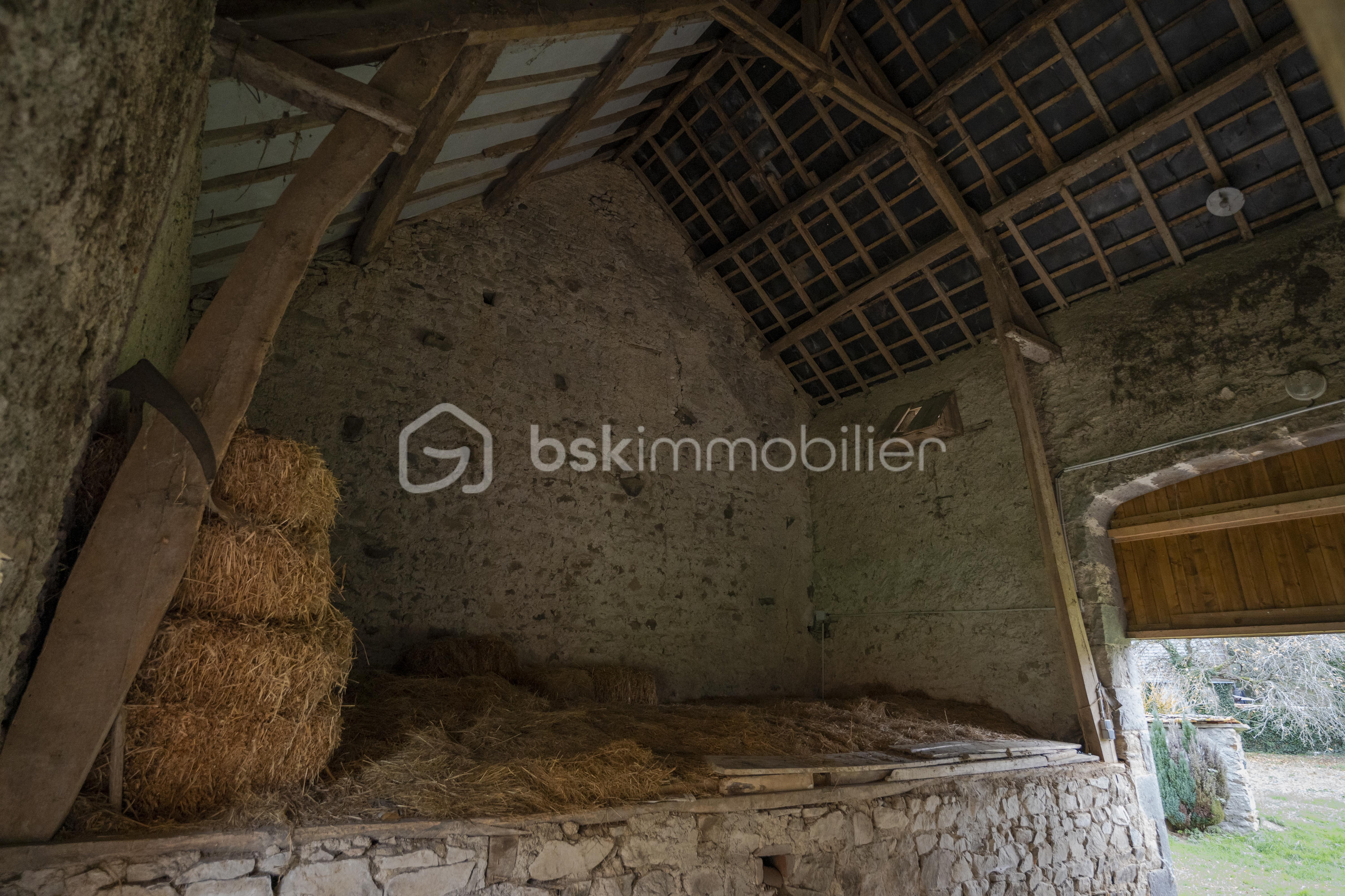 Corps de ferme de 122 m² - DSC02151.jpg