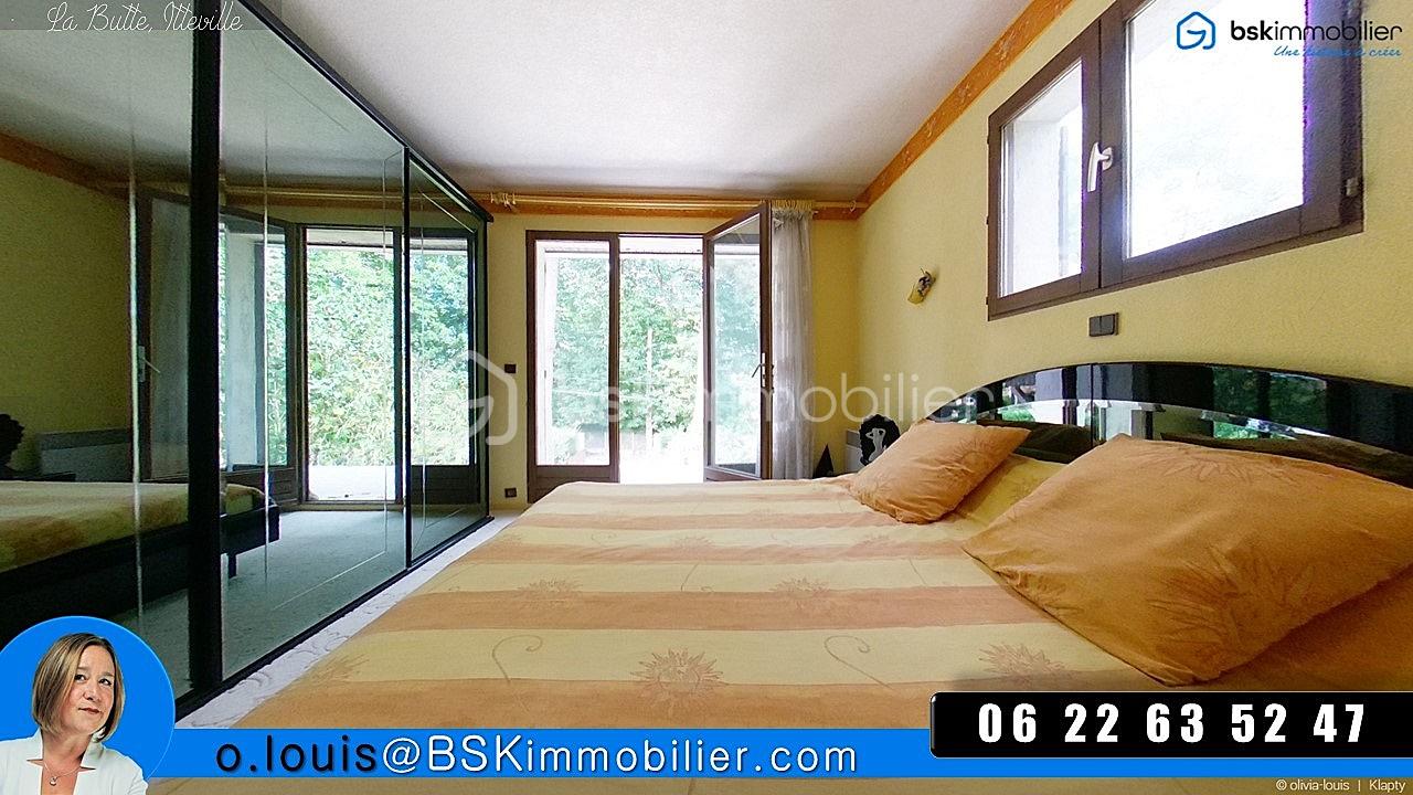 Chambre jaune  (1).JPG