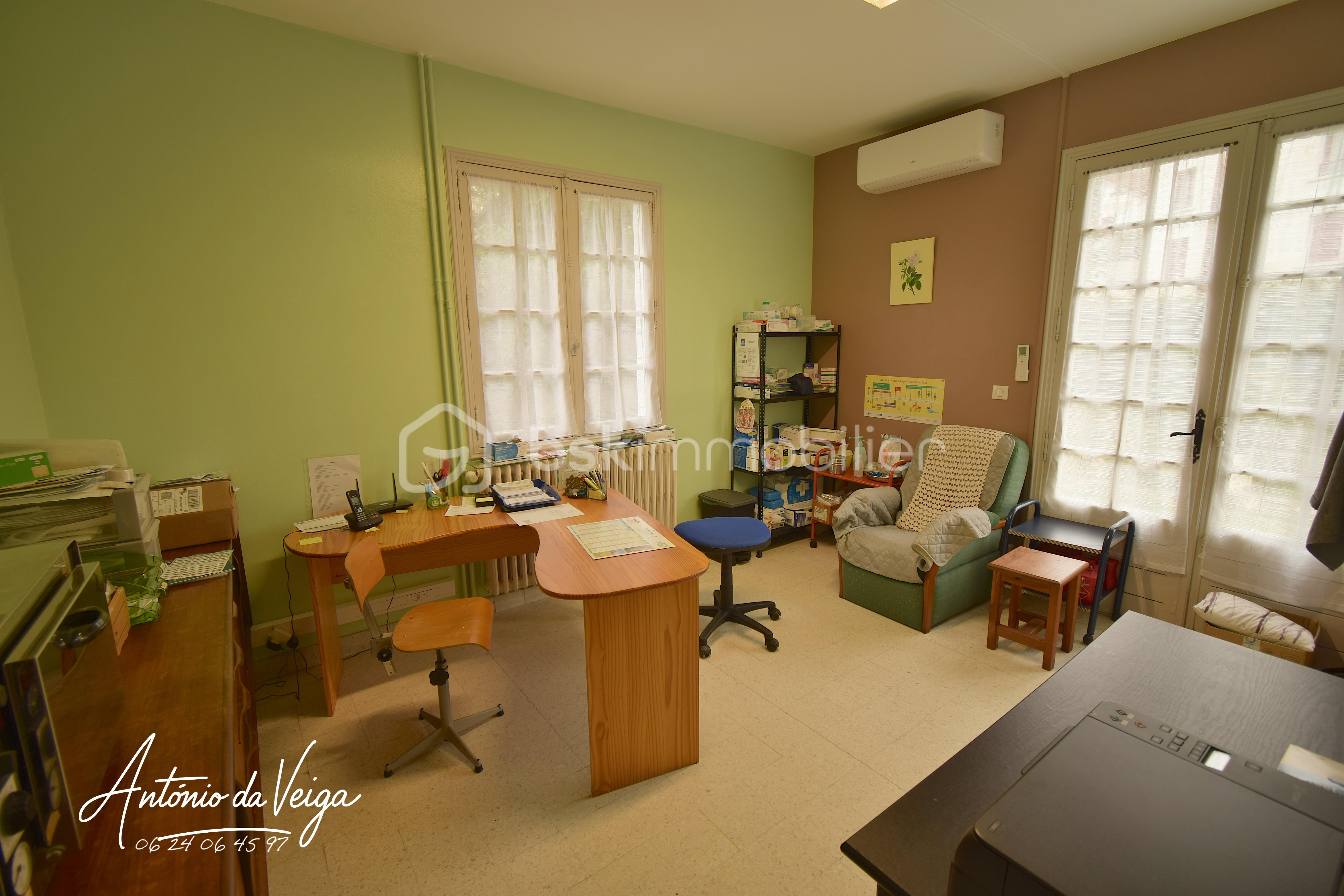 Immeuble mixte de 286 m² - DSC_0012.JPG