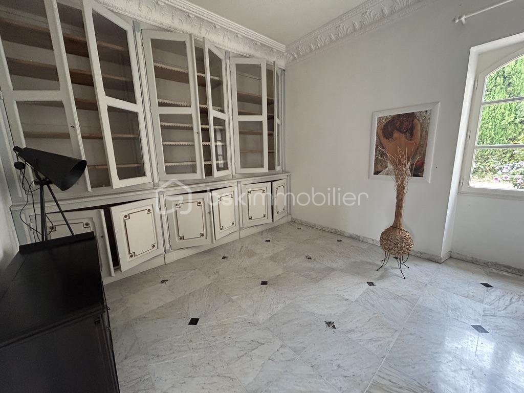 Maison de 332 m² - E0746AC7-2A11-45A6-AC21-4B89F9B1277C_1_105_c.jpeg