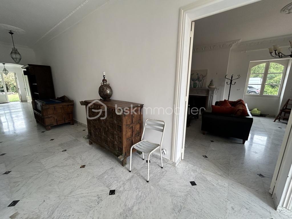 Maison de 332 m² - 5D44A402-4AC1-4845-BFBB-36FA0ECFDB2A_1_105_c.jpeg
