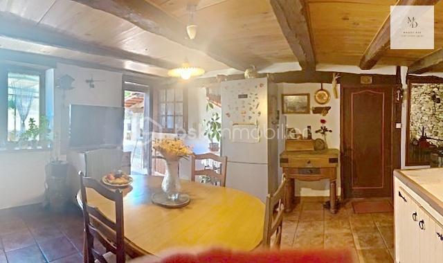 Maison en pierre de 93 m² - essertenne_00045.jpeg