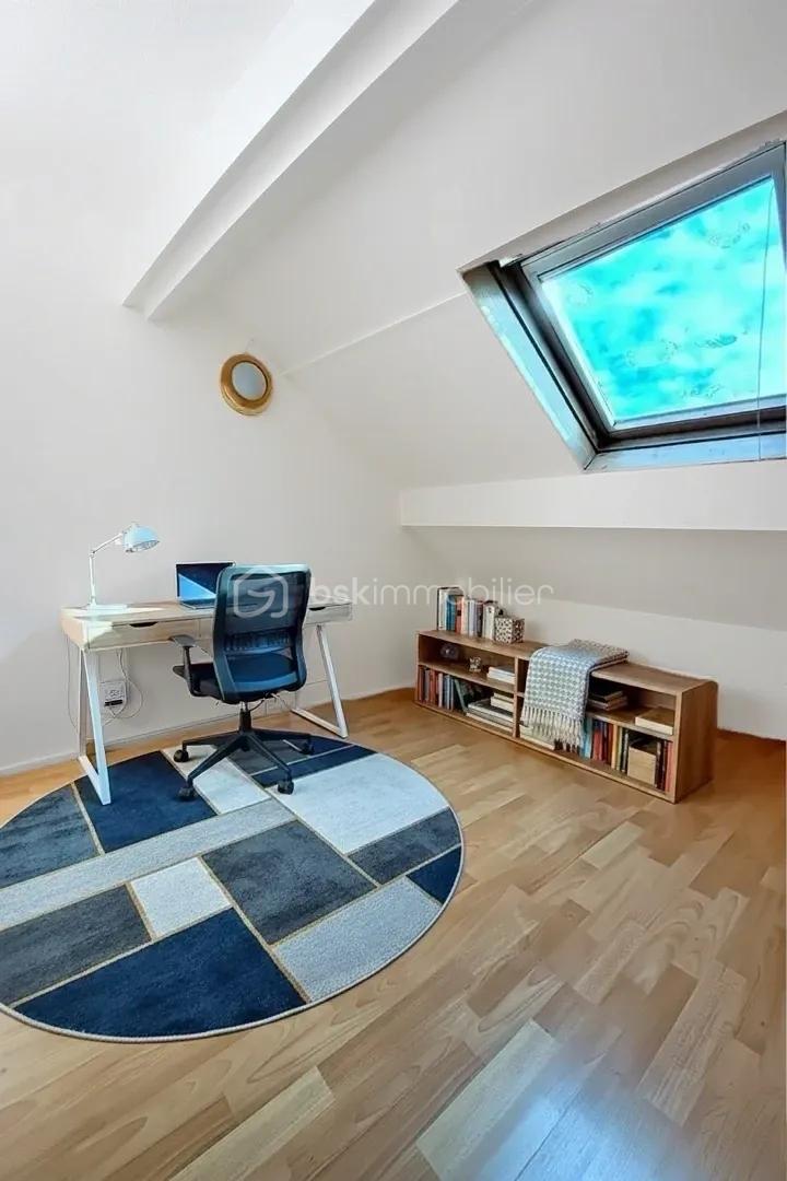 Maison de 140 m² - hoqi-8d13846caac84079bb49972f6bad2fa4.JPG