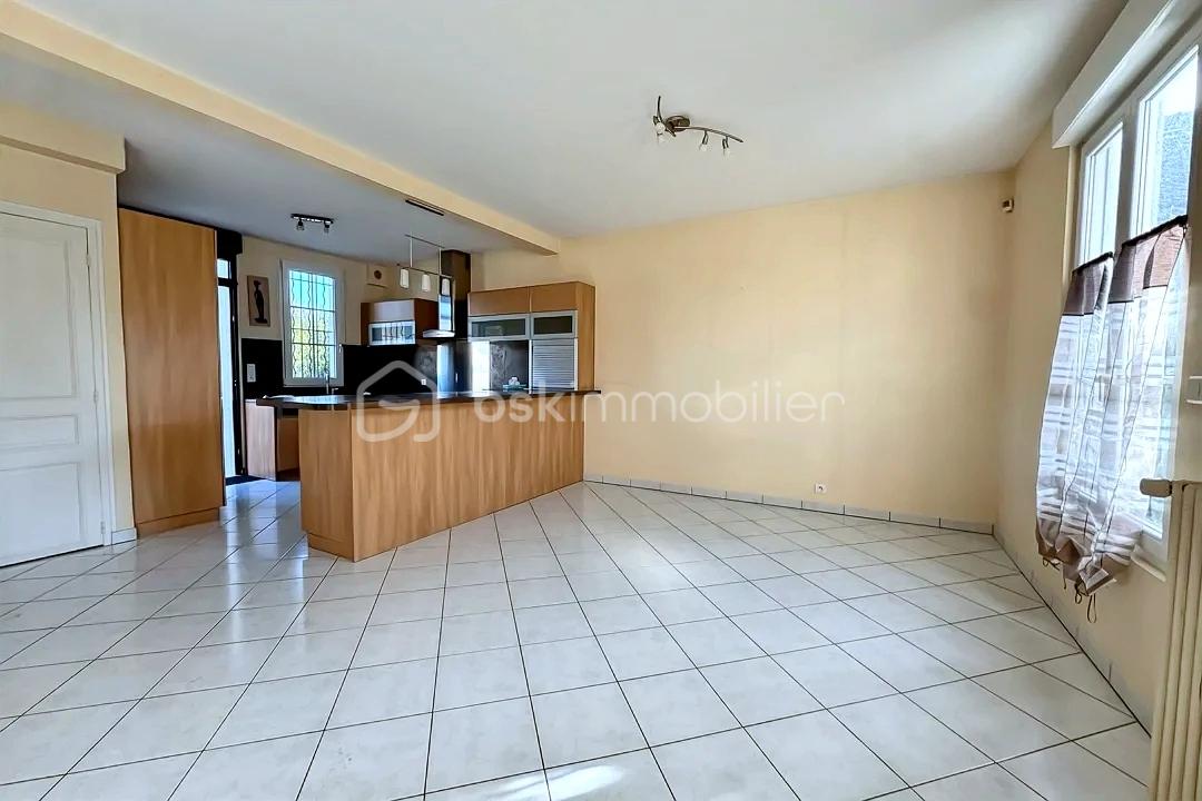 Maison de 140 m² - hoqi-f96cf9b2d7f349ac9528daff3d143492.JPG