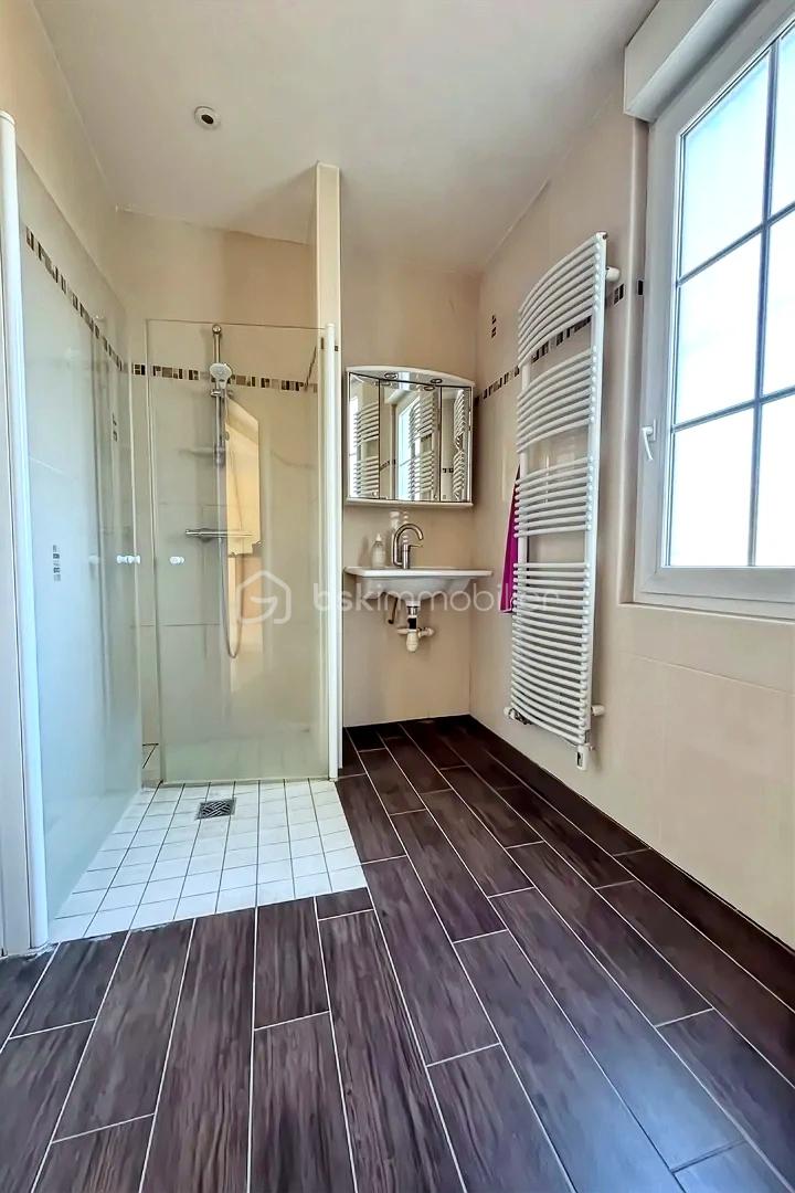 Maison de 140 m² - hoqi-641c305706924b12882007b584304ec3.JPG