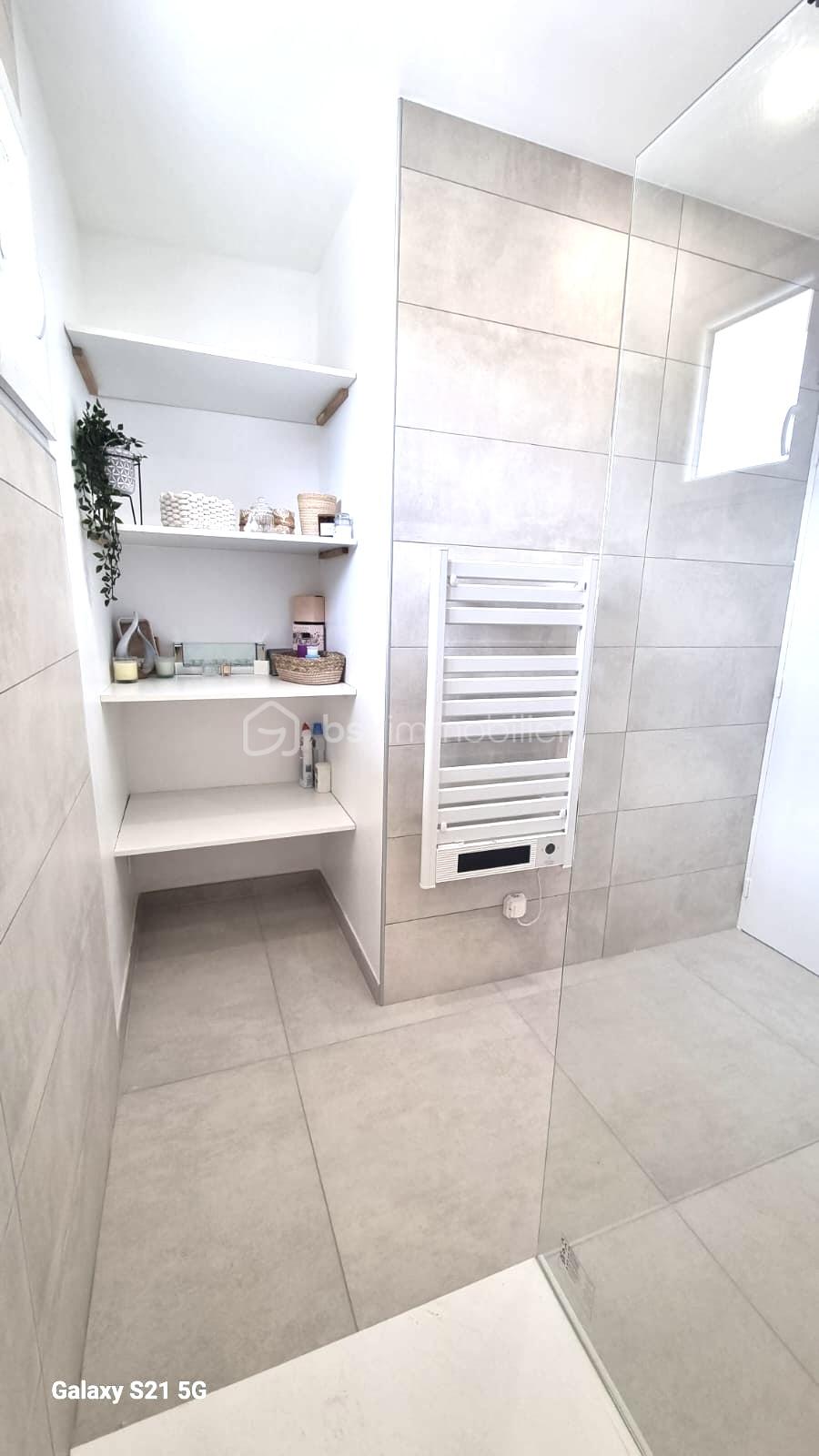 Maison de 135 m² - da839c53-1353-4098-ab4e-663480fe5aa5.jpeg