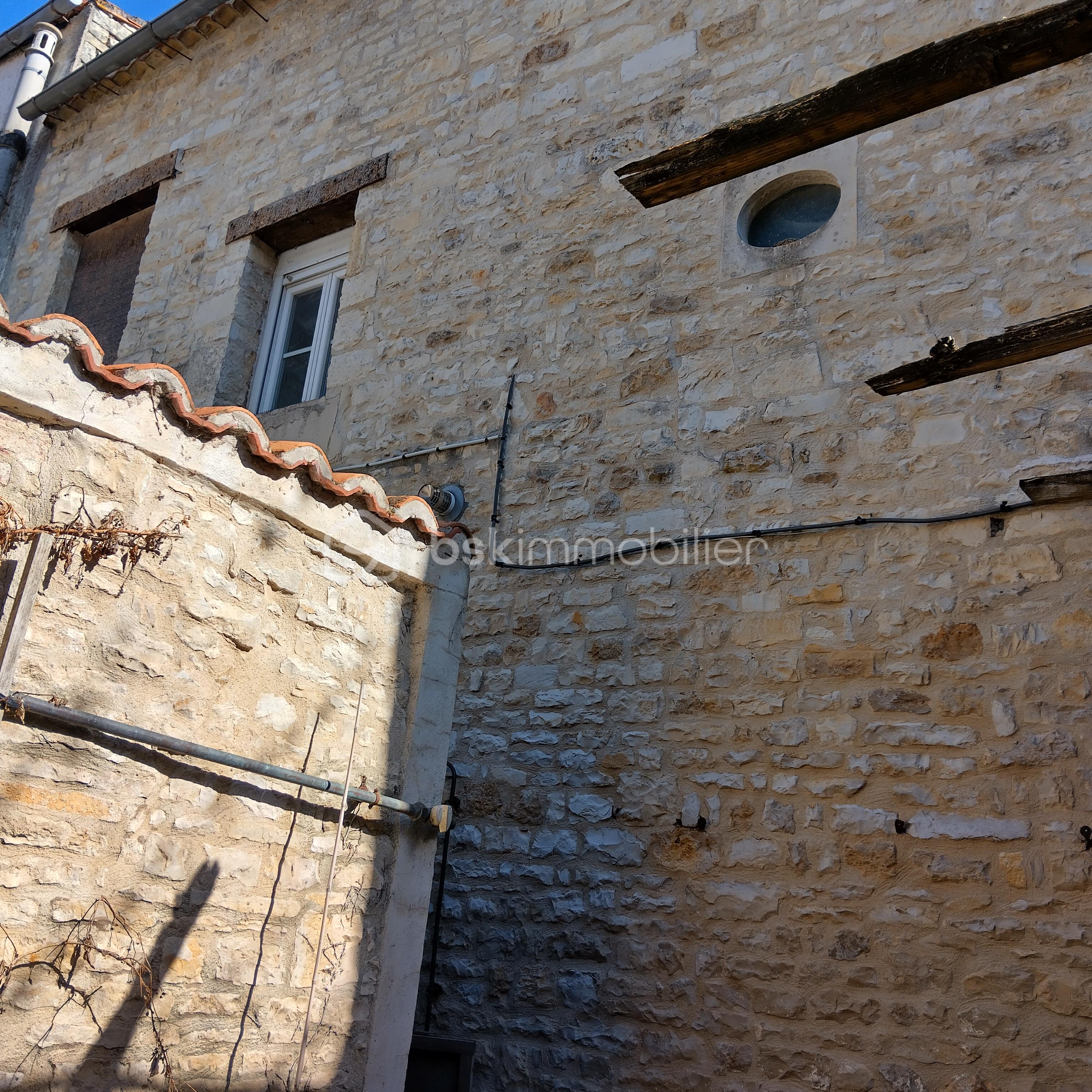 Immeuble de 123 m² - mur decroché.jpg