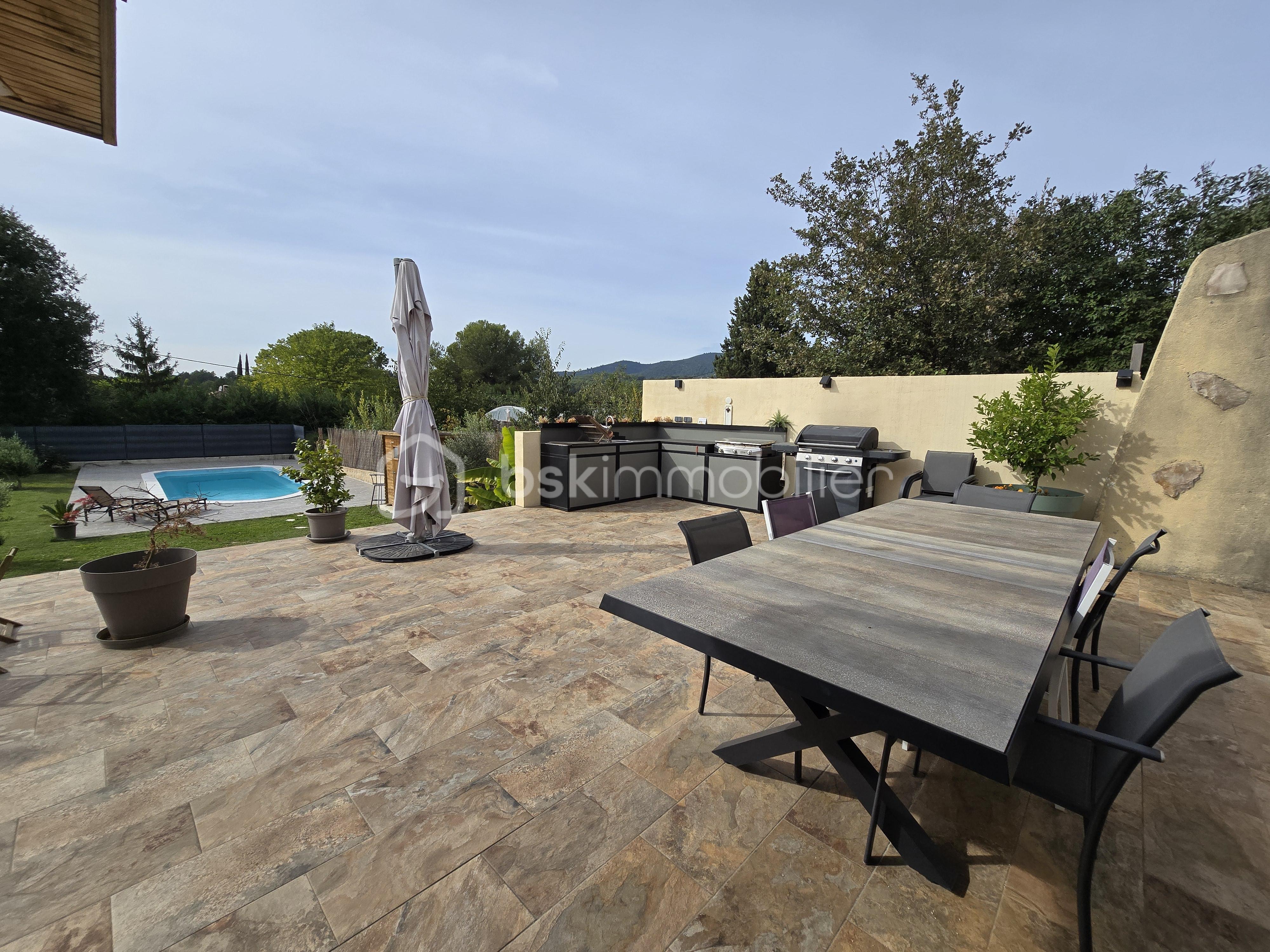 Maison de 140 m² - 20251003_153023.jpg